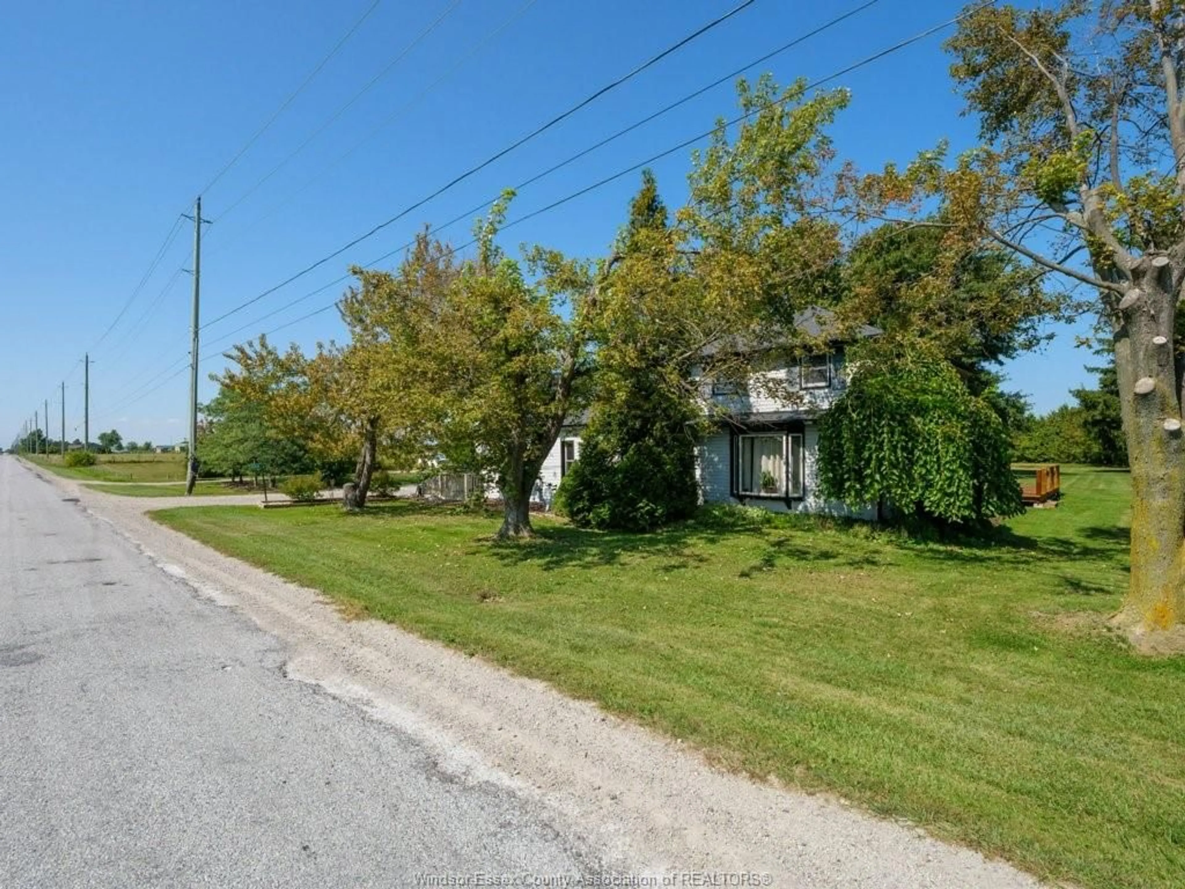 A pic from outside/outdoor area/front of a property/back of a property/a pic from drone, street for 2294 SOUTH MIDDLE Rd, Lakeshore Ontario N0R 1R0