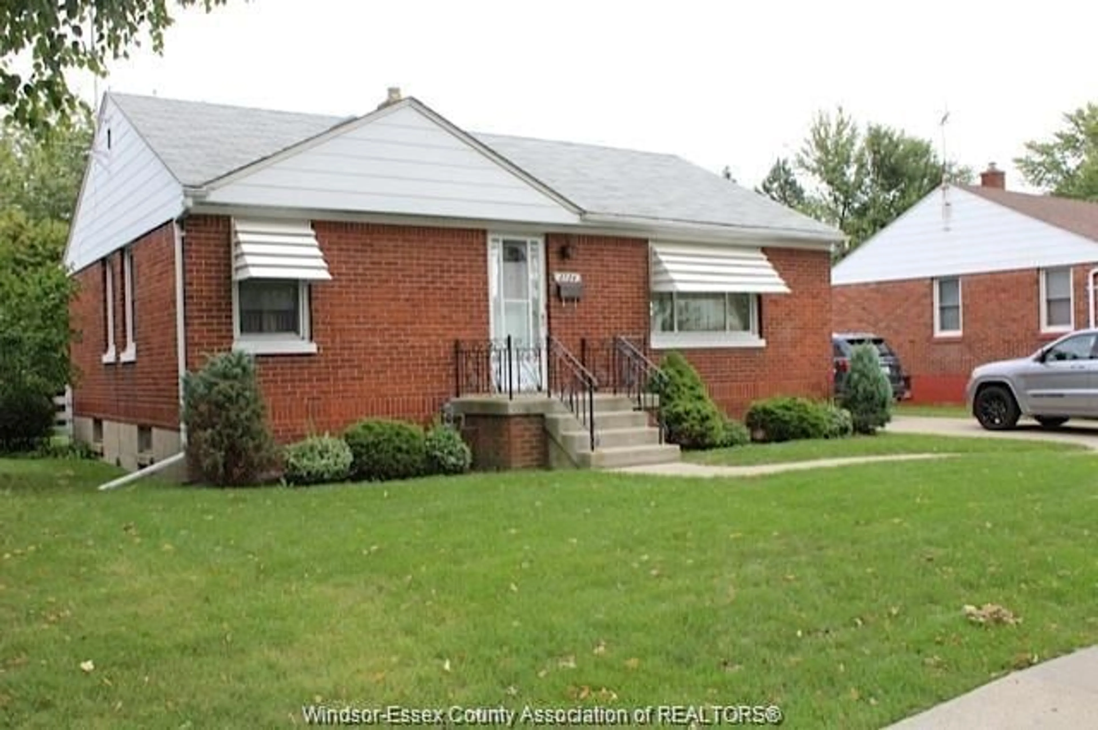Home with brick exterior material, street for 2724 DOMINION BLVD, Windsor Ontario N9E 2M6