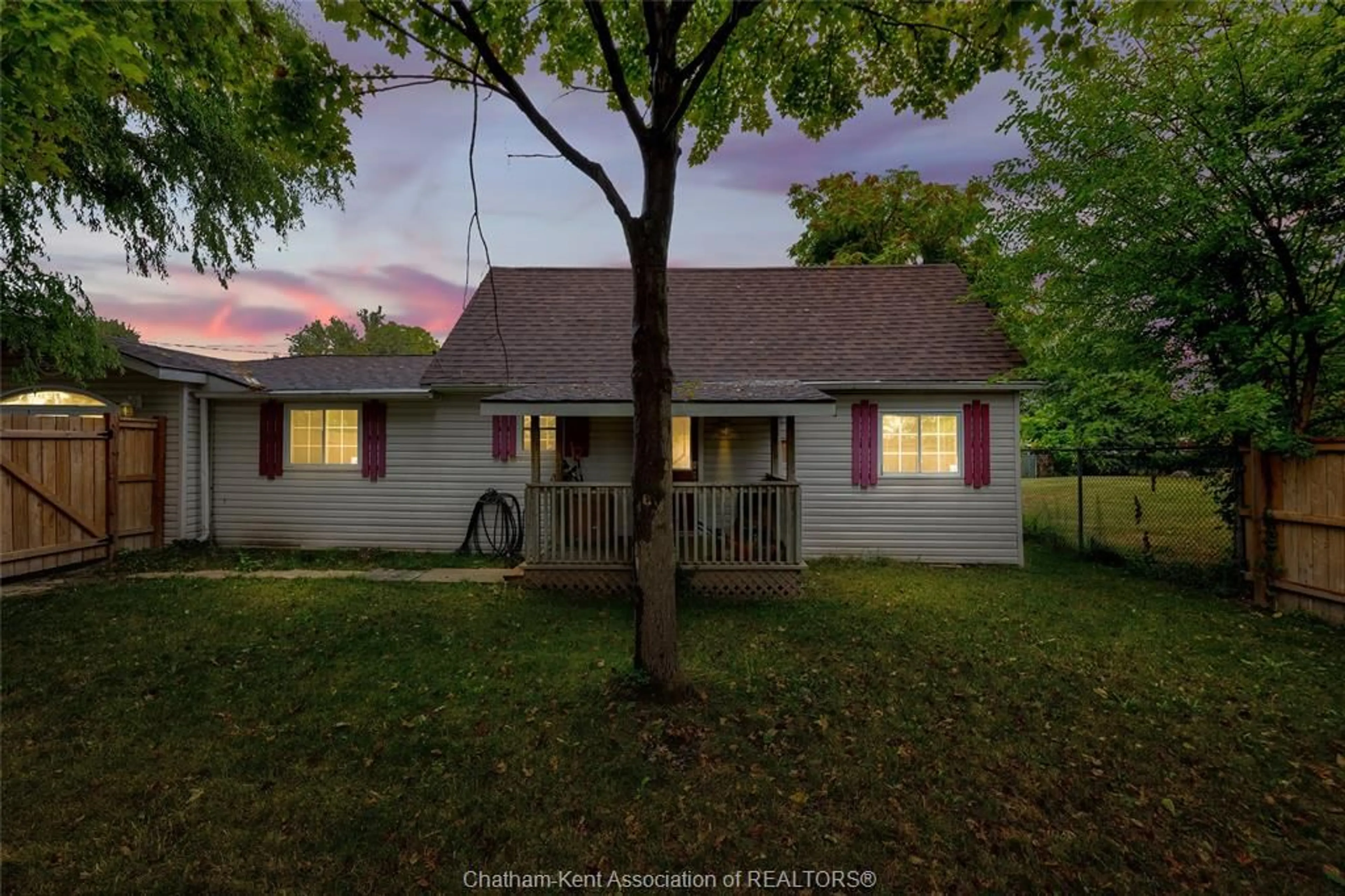 A pic from outside/outdoor area/front of a property/back of a property/a pic from drone, street for 11 Forhan St, Wallaceburg Ontario N8A 3S6