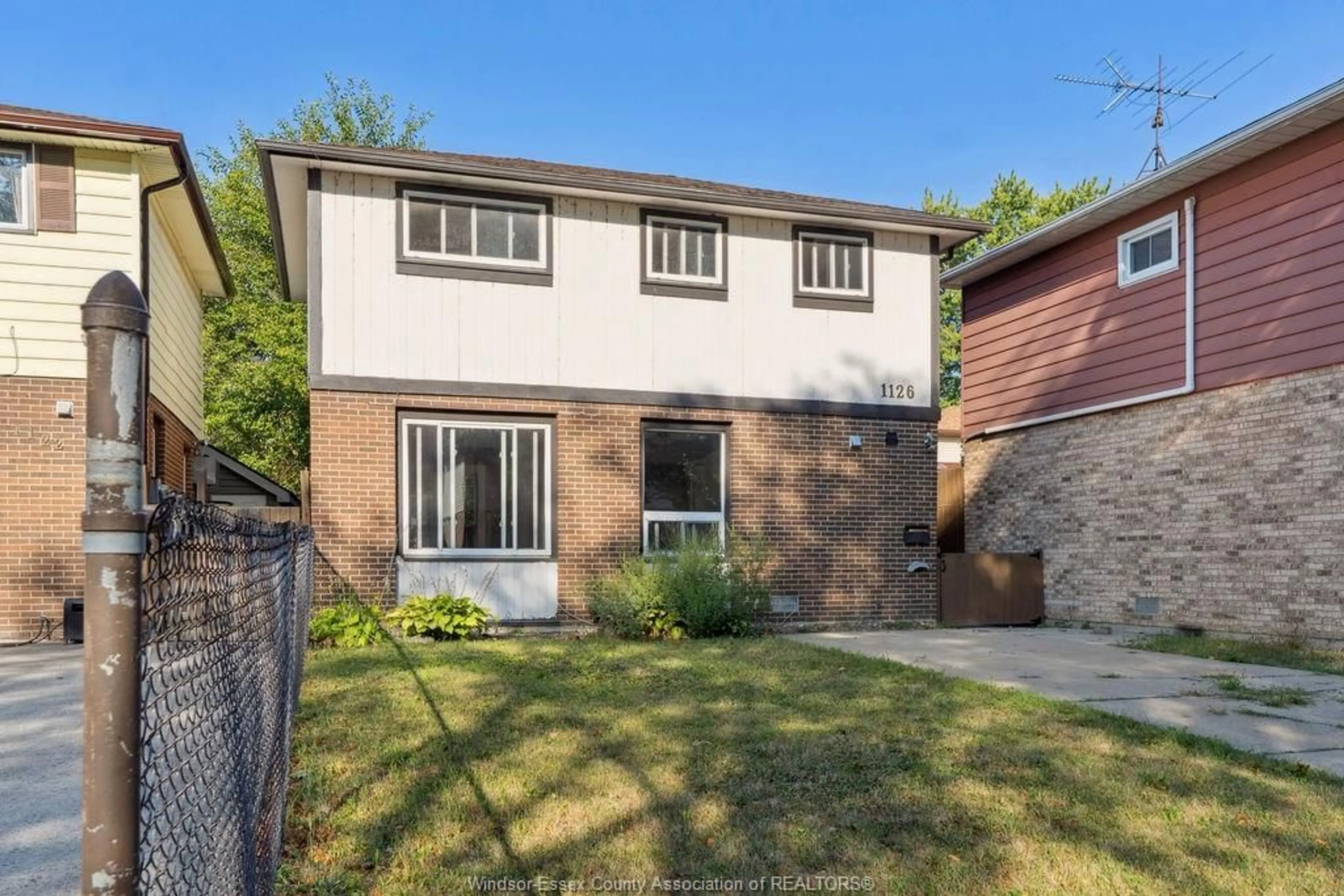 Home with brick exterior material, street for 1126 AIRE Pl, Windsor Ontario N8S 4G2