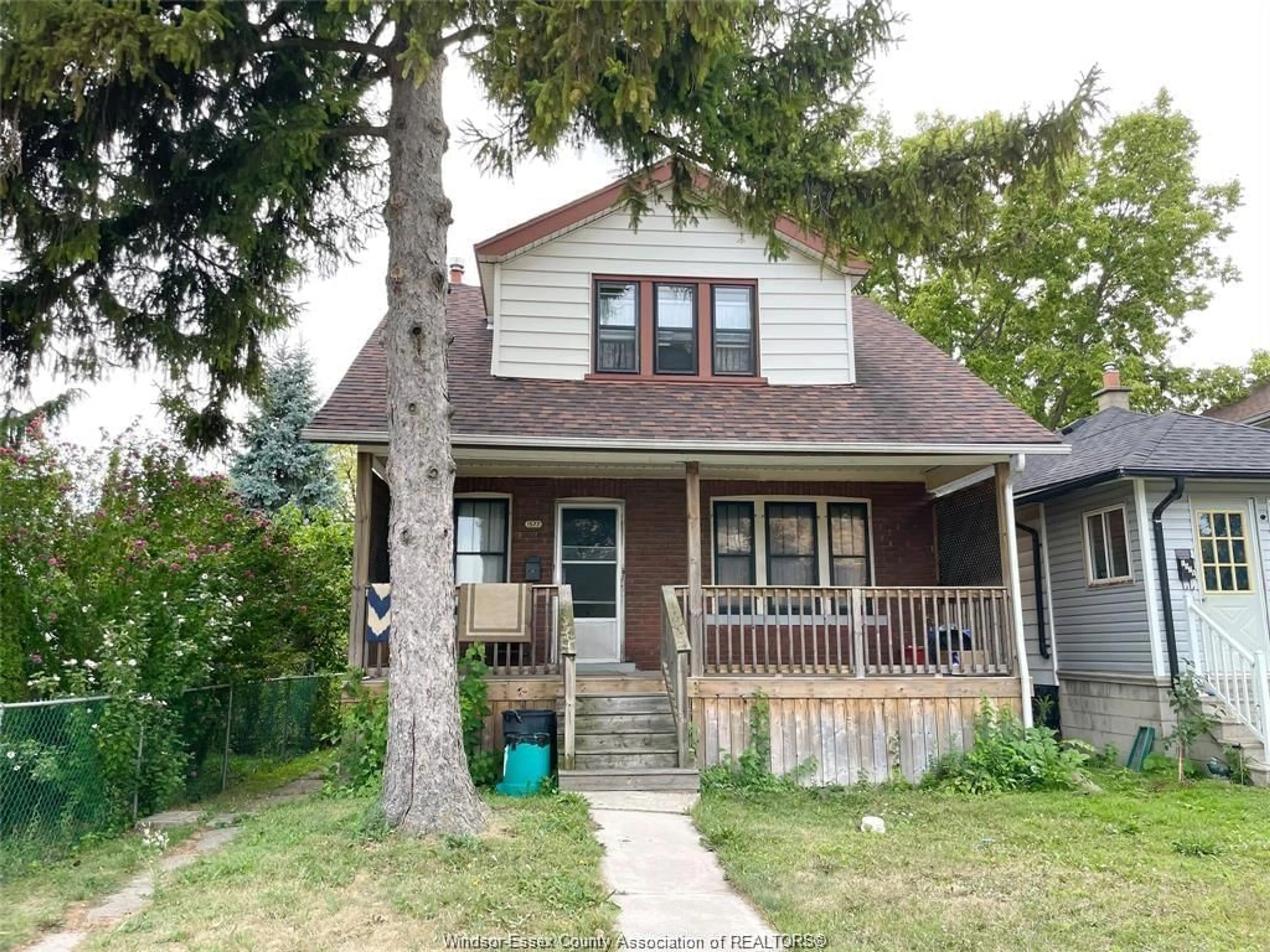 Unknown for 1577 MOY, Windsor Ontario N8X 1J4
