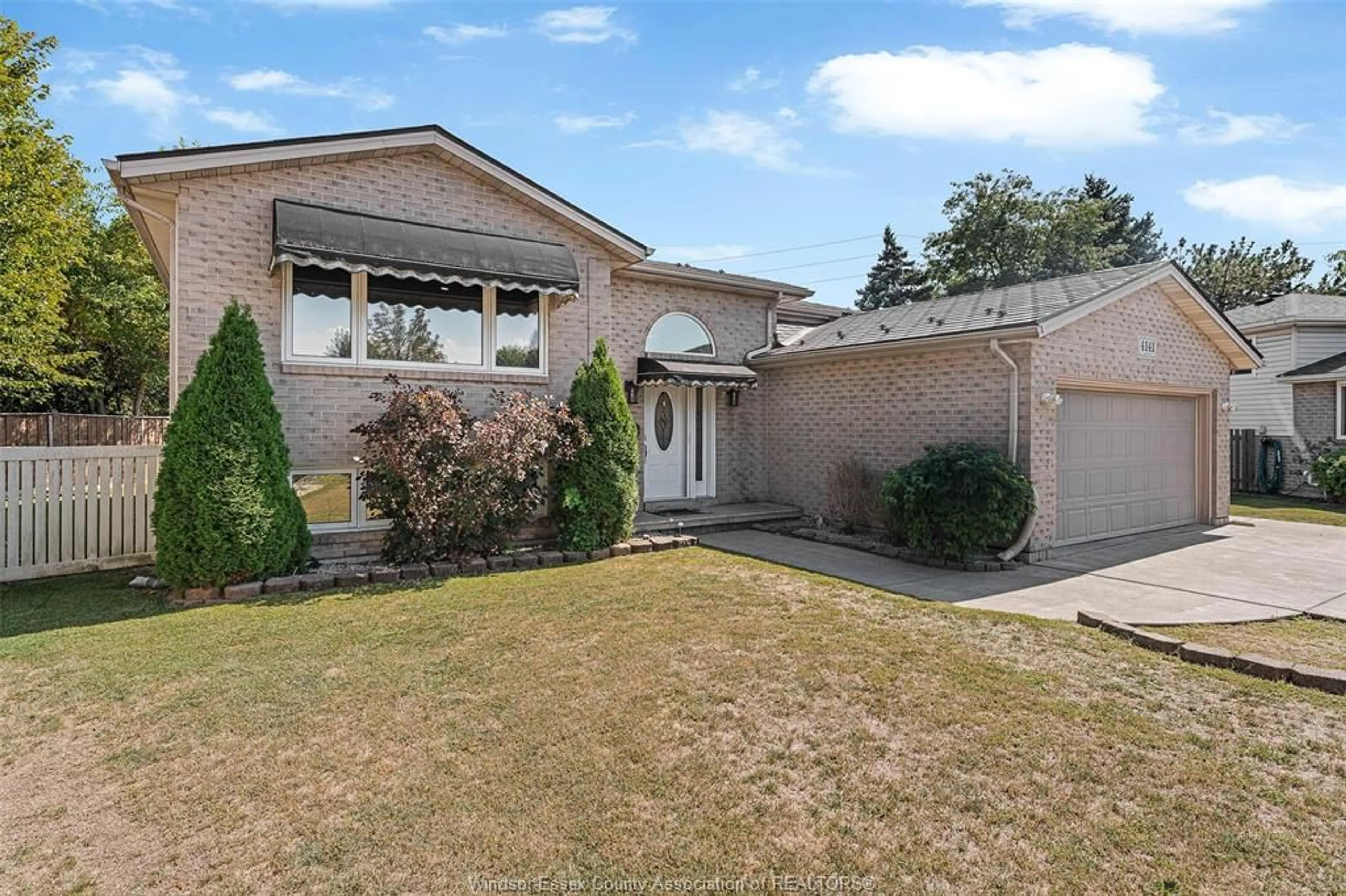 Unknown for 4141 ANTHONY Crt, Windsor Ontario N8W 5S9