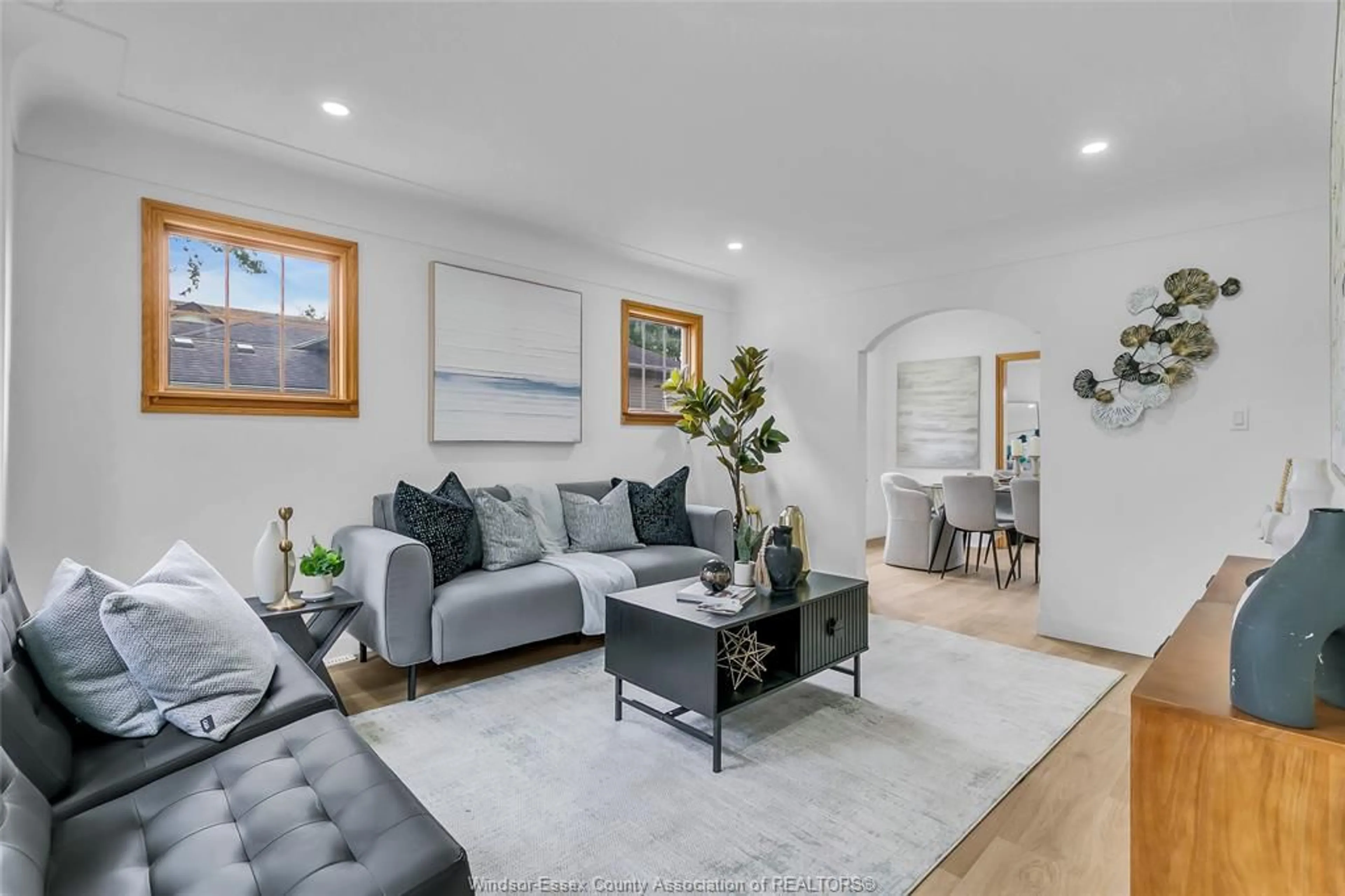 Living room with furniture, unknown for 3353 BYNG Rd, Windsor Ontario N8W 3H3