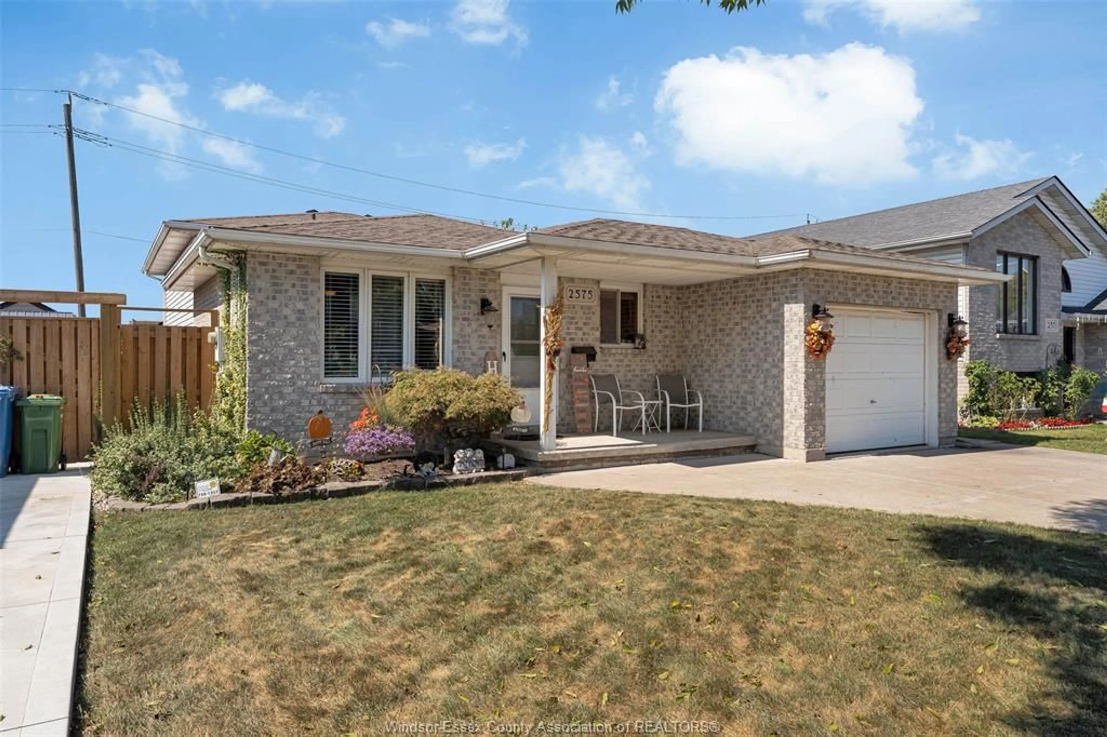 Home with brick exterior material, street for 2575 GEM, Windsor Ontario N8W 5N5