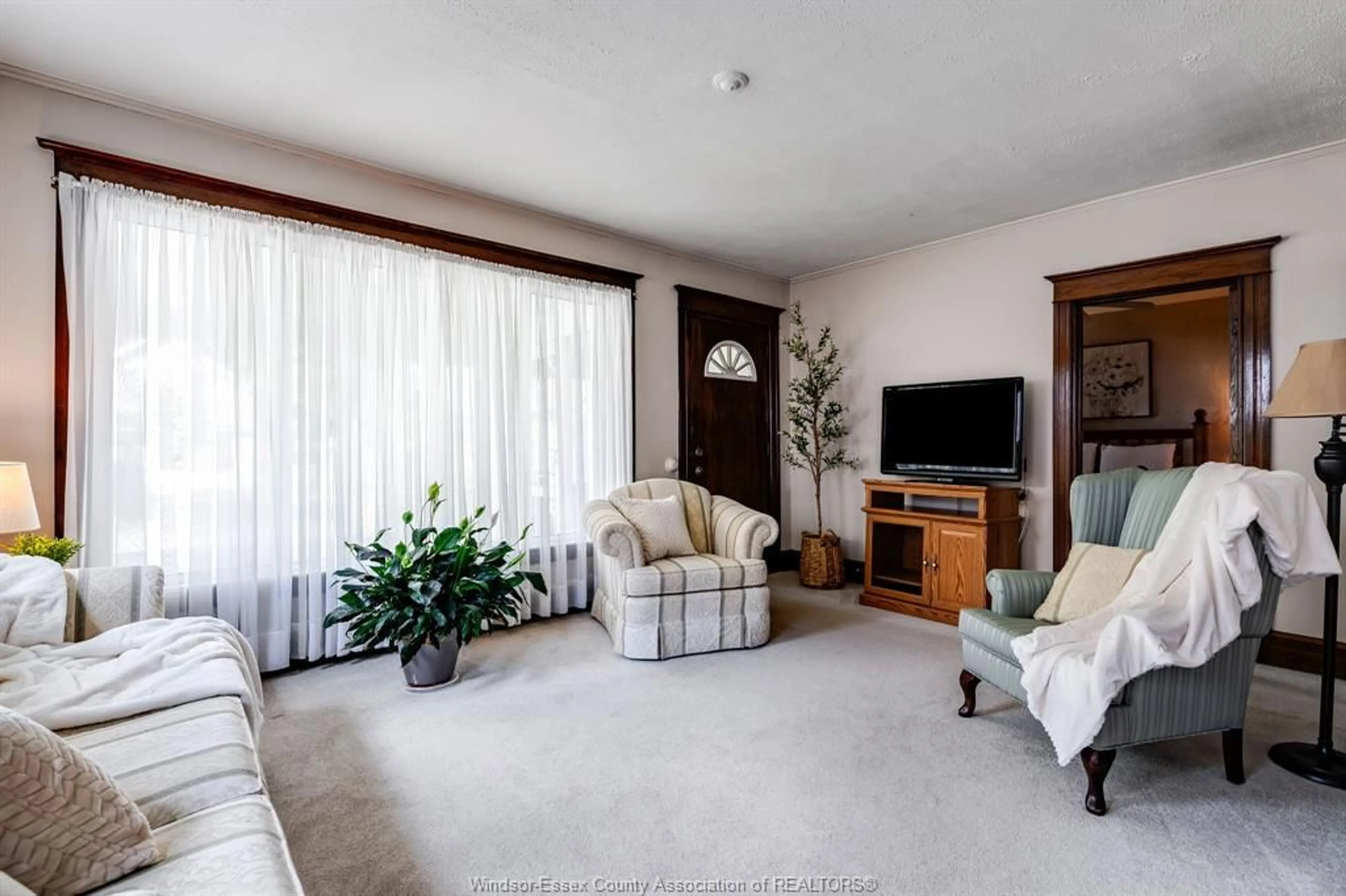 Living room with furniture, unknown for 48 Orange St, Leamington Ontario N8H 1P7