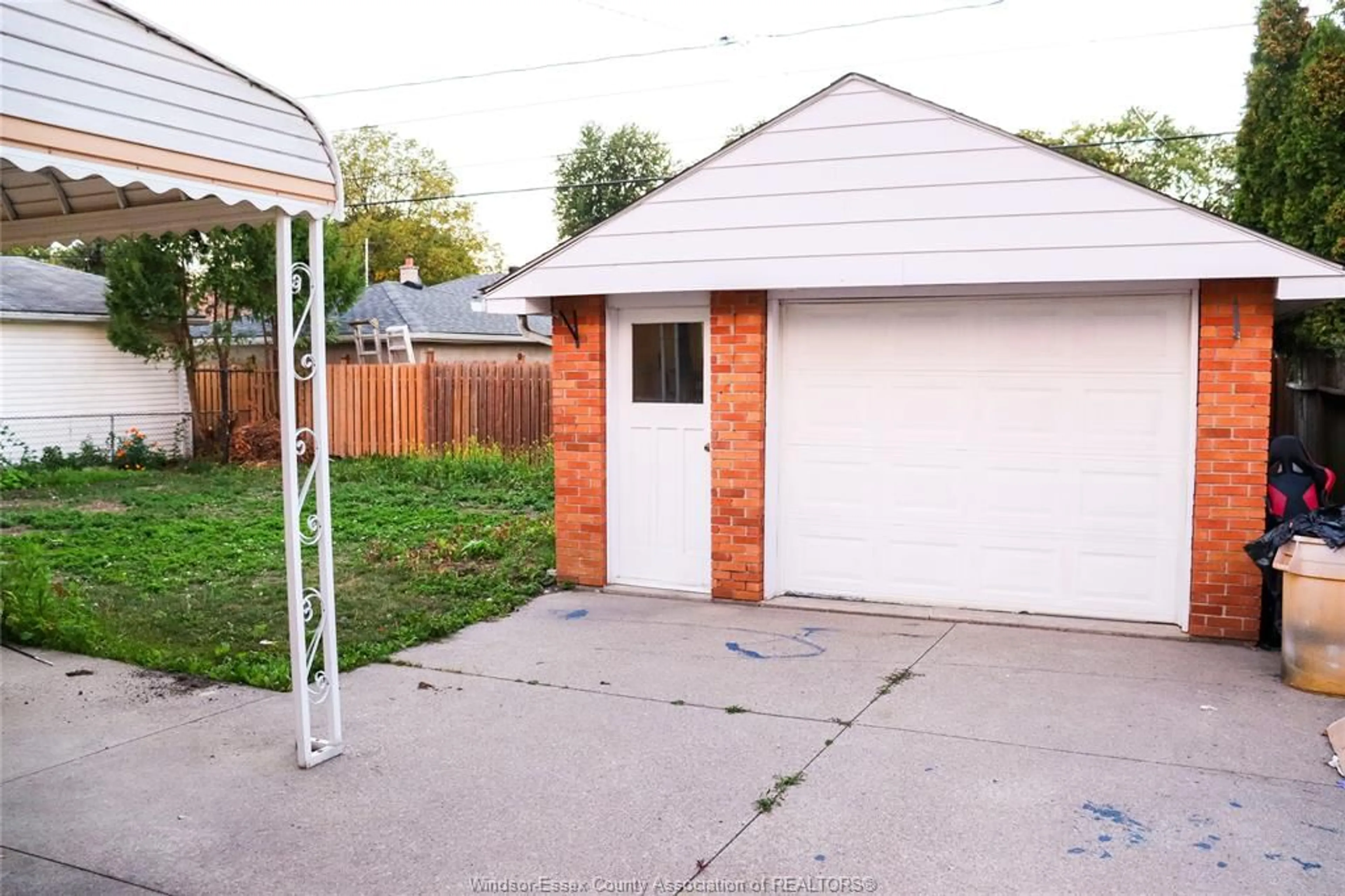 Unknown for 951 RIVERDALE, Windsor Ontario N8S 4C4