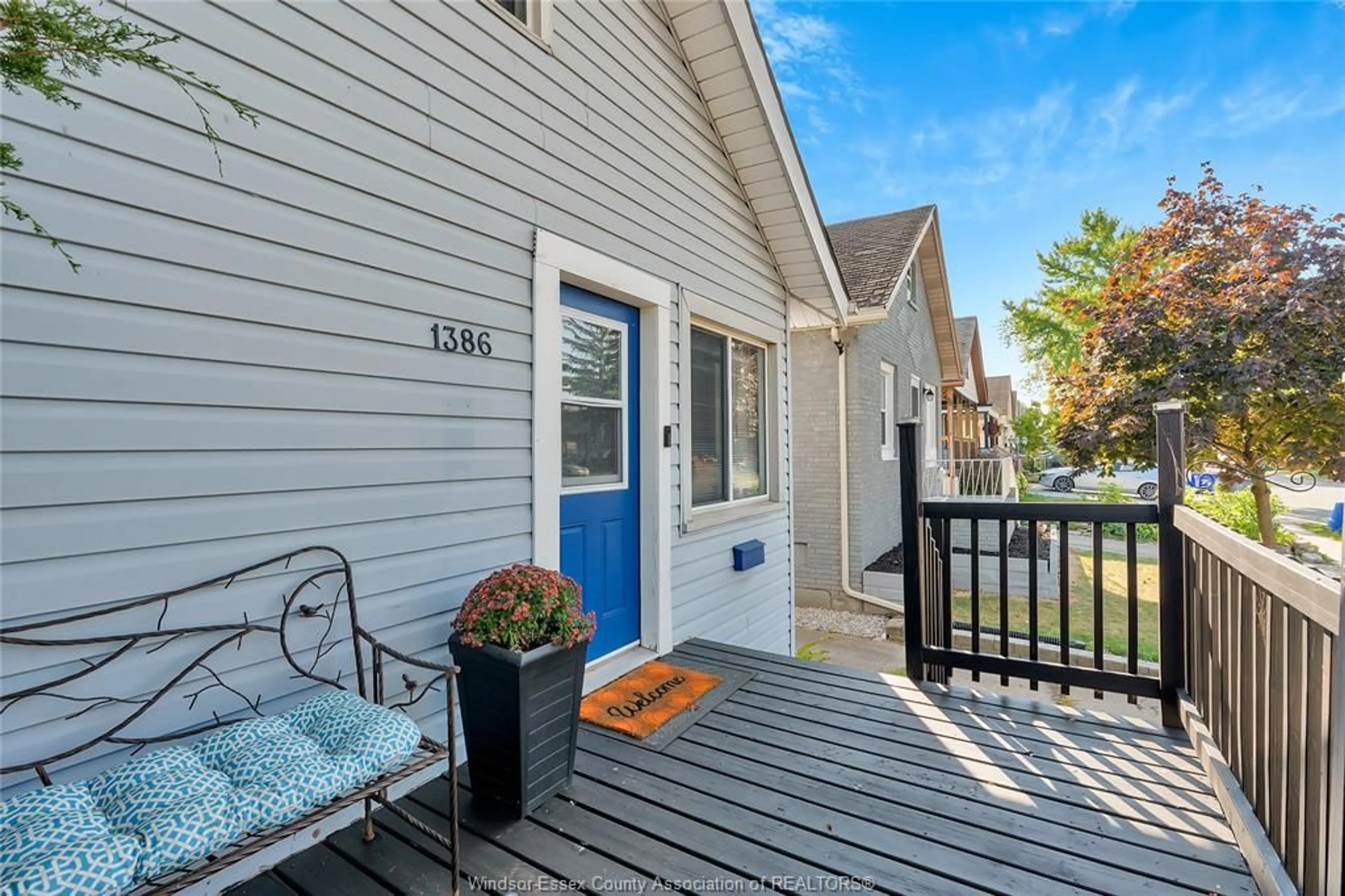 Patio, street for 1386 LILLIAN, Windsor Ontario N8X 4A5