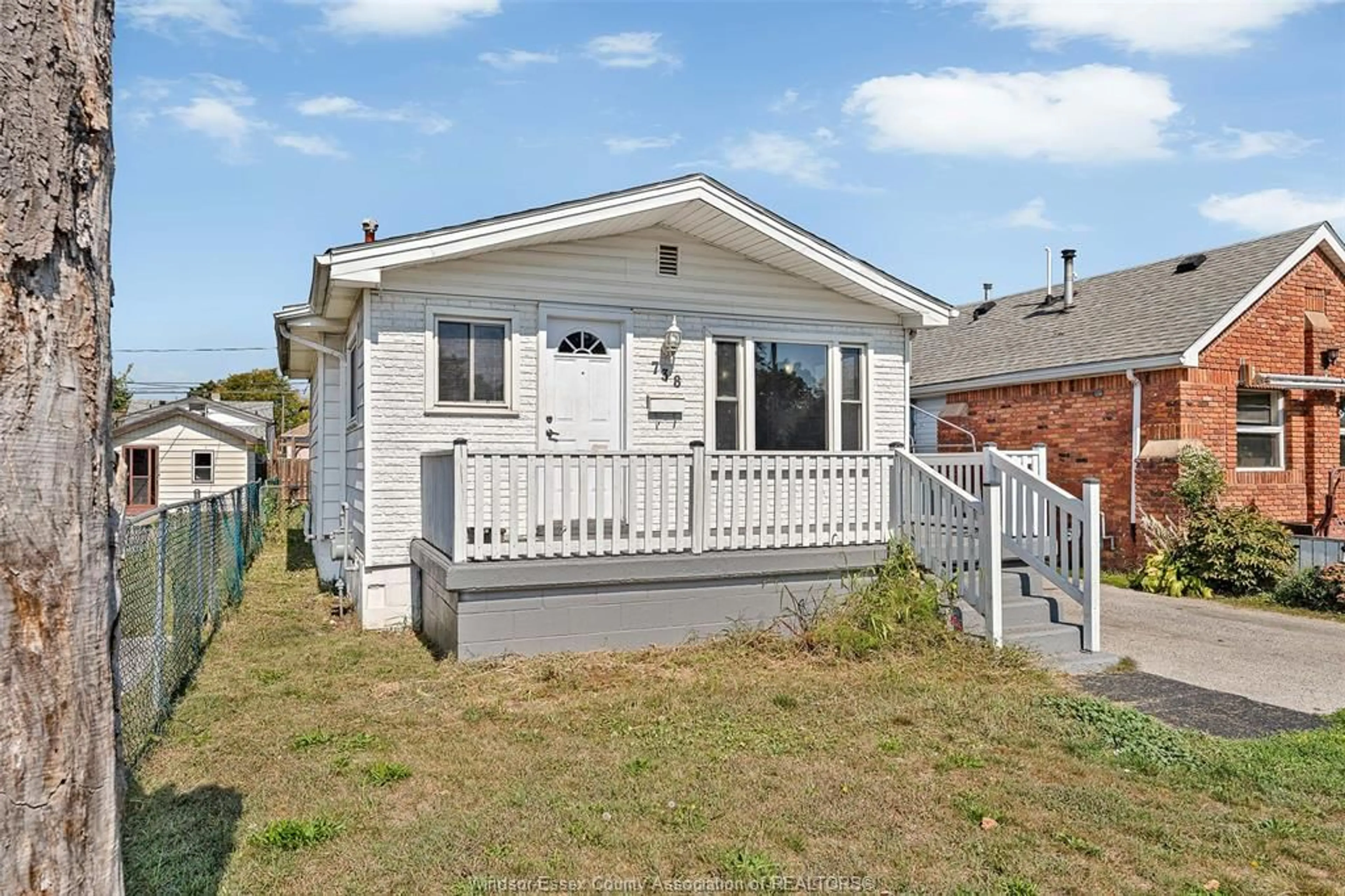 Unknown for 738 STANLEY, Windsor Ontario N8X 3B5