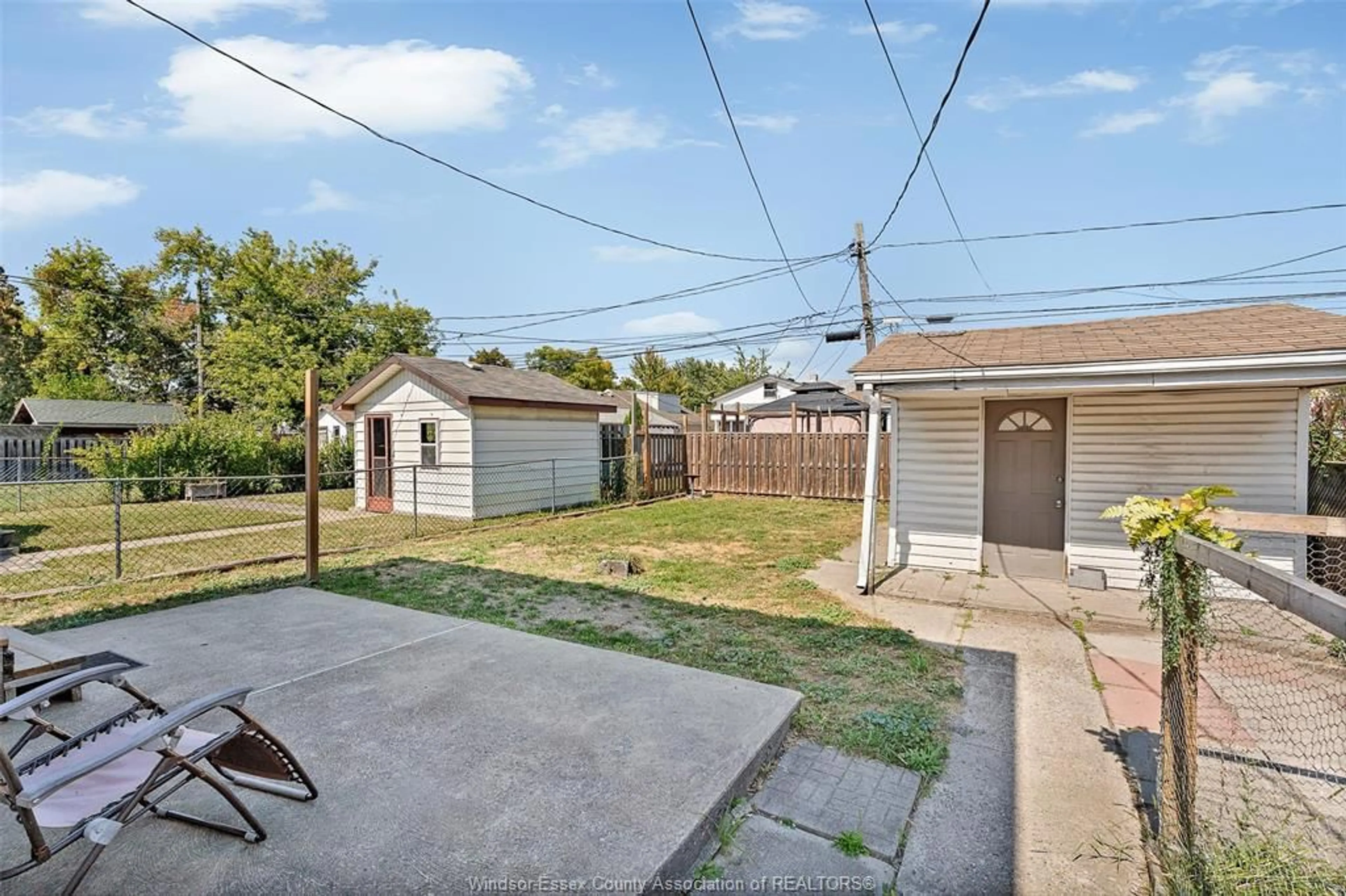 A pic from outside/outdoor area/front of a property/back of a property/a pic from drone, street for 738 STANLEY, Windsor Ontario N8X 3B5