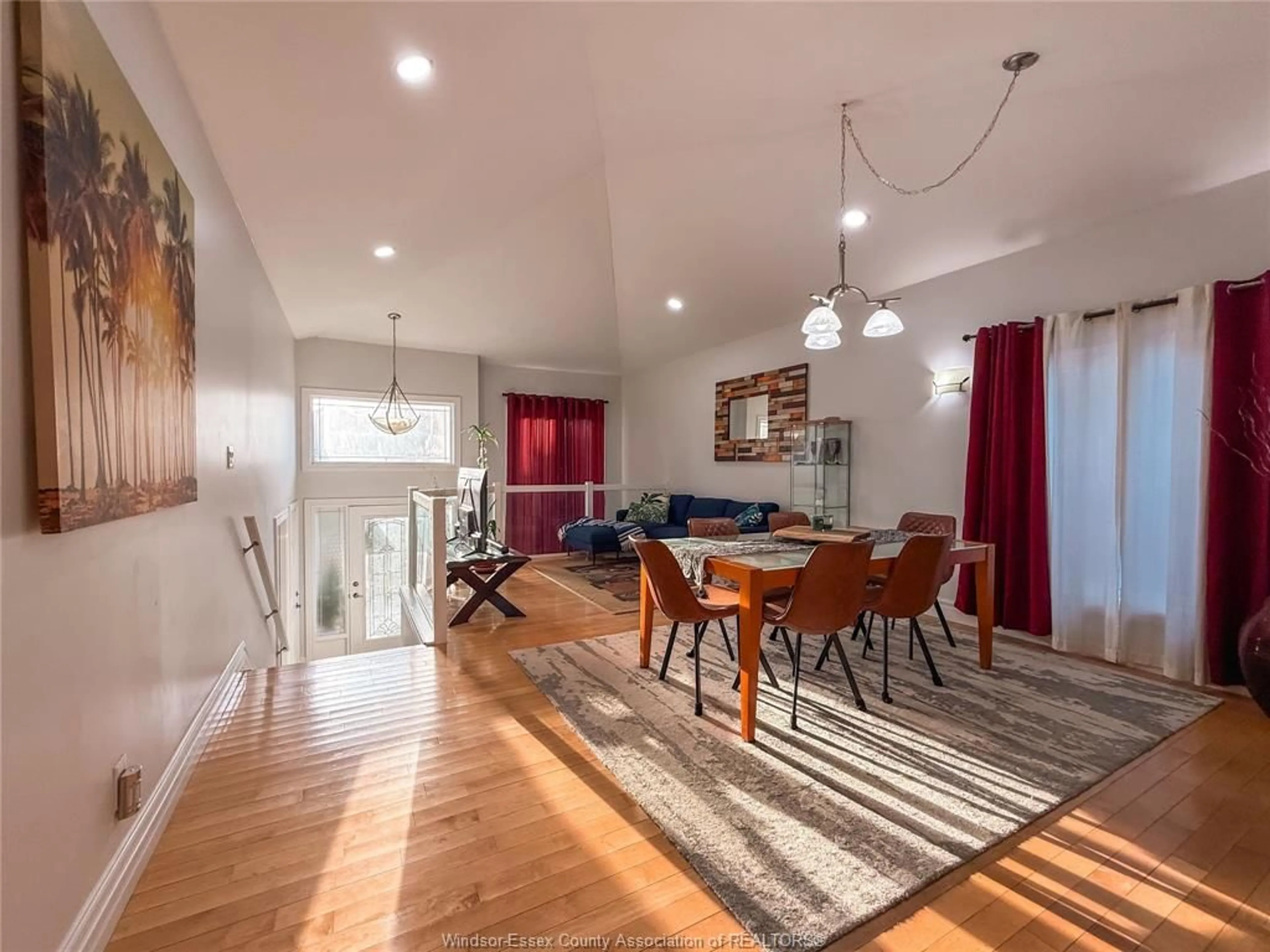 Dining room, wood/laminate floor for 4892 BARCELONA Cres, Windsor Ontario N9G 3G1