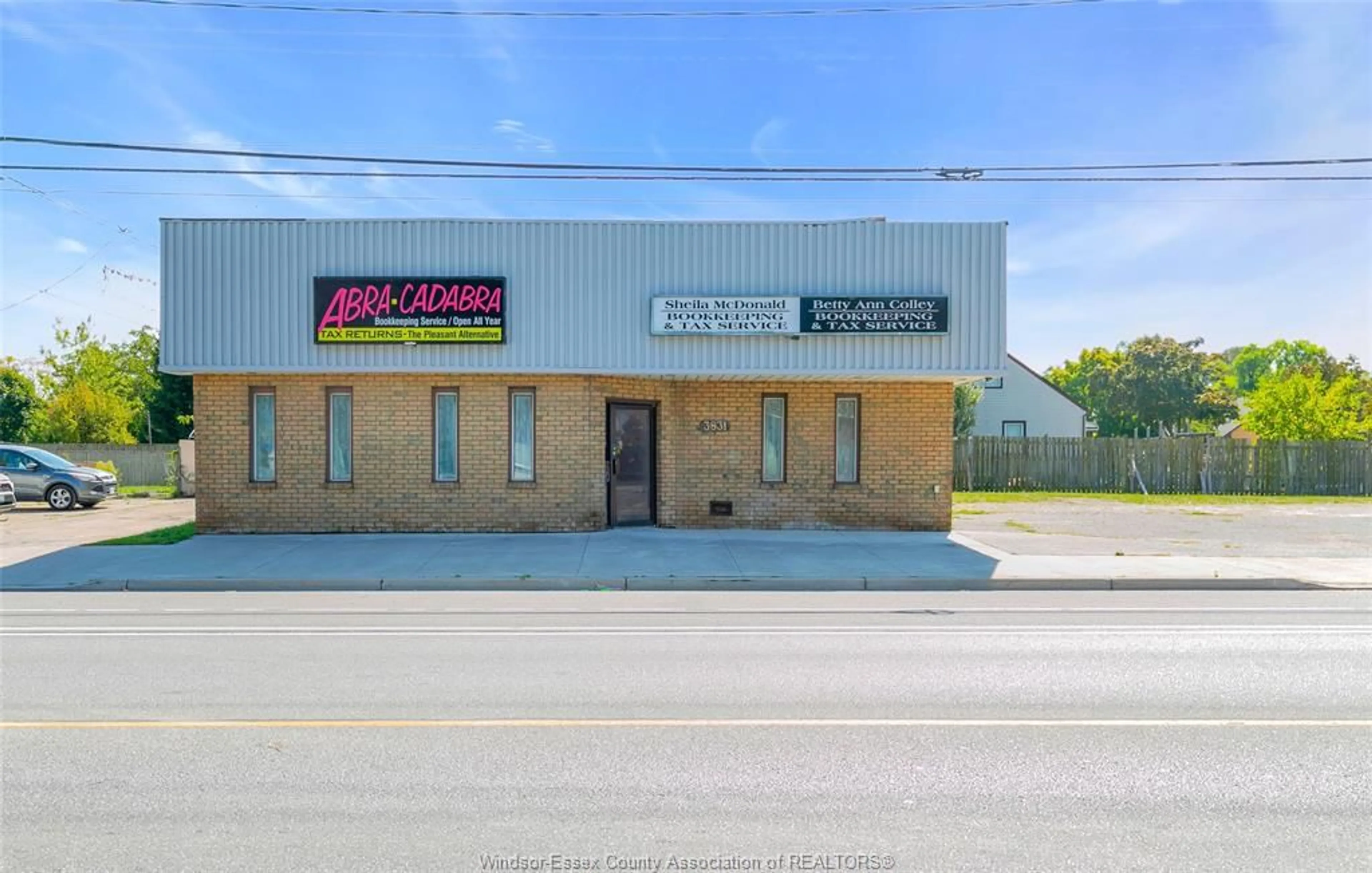 Unknown for 3829 SEMINOLE, Windsor Ontario N8Y 1Y9