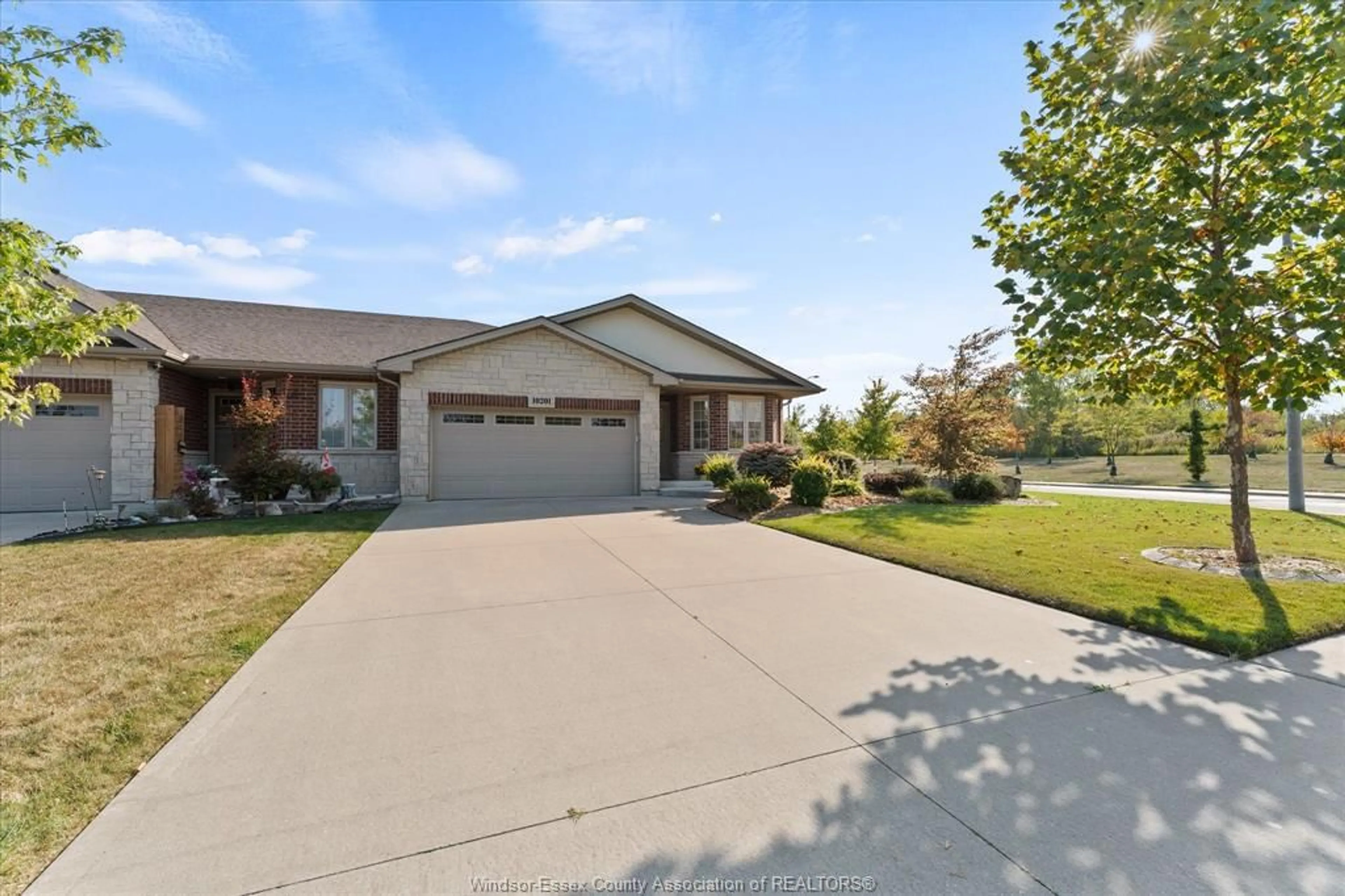 Unknown for 10201 BEVERLY GLEN St, Windsor Ontario N8P 0C2