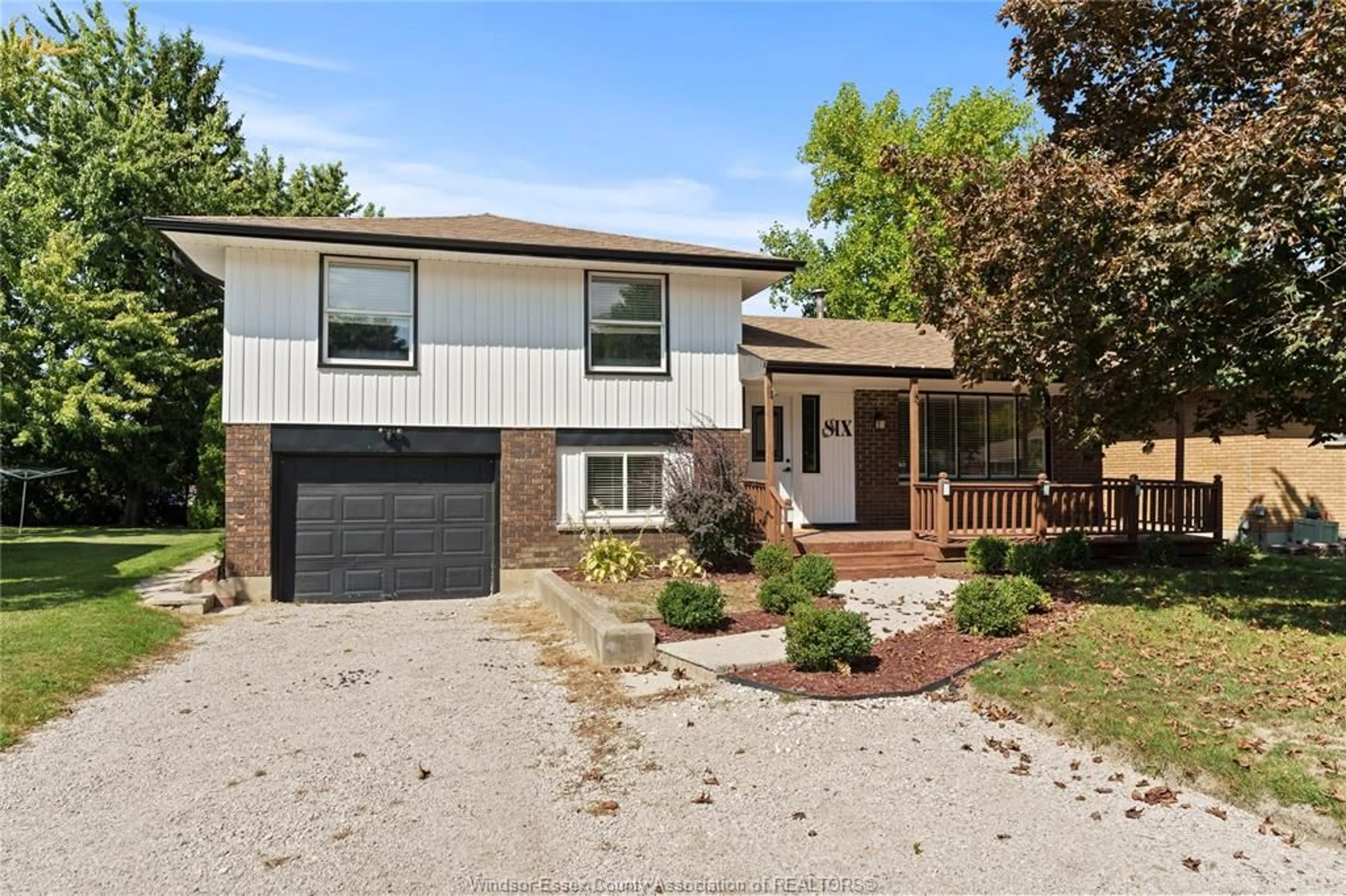 Home with brick exterior material, street for 6 Sunset Pl, Tilbury Ontario N0P 2L0