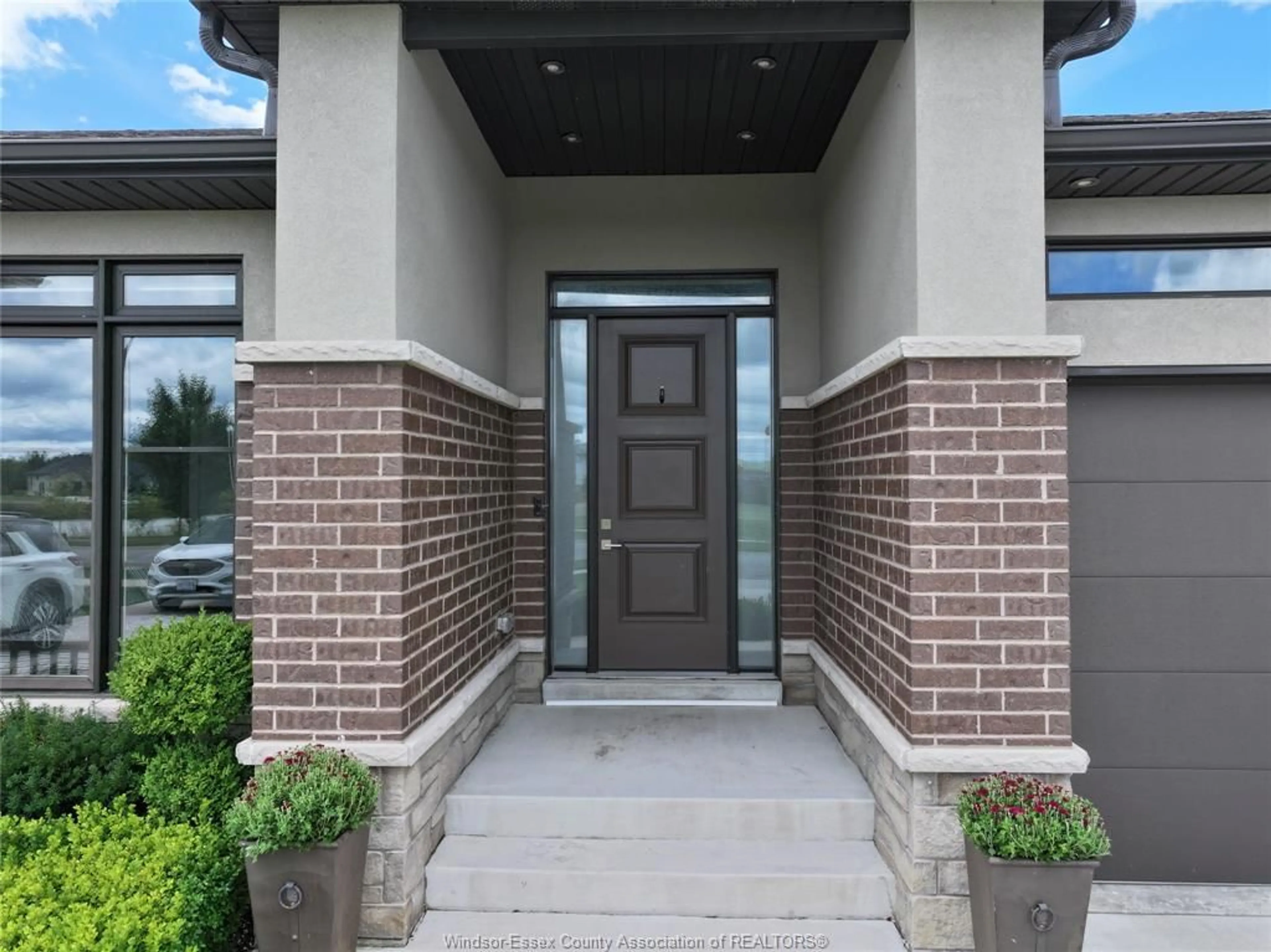 Home with brick exterior material, street for 17 TANGLEWOOD Dr, Leamington Ontario N8H 0C8