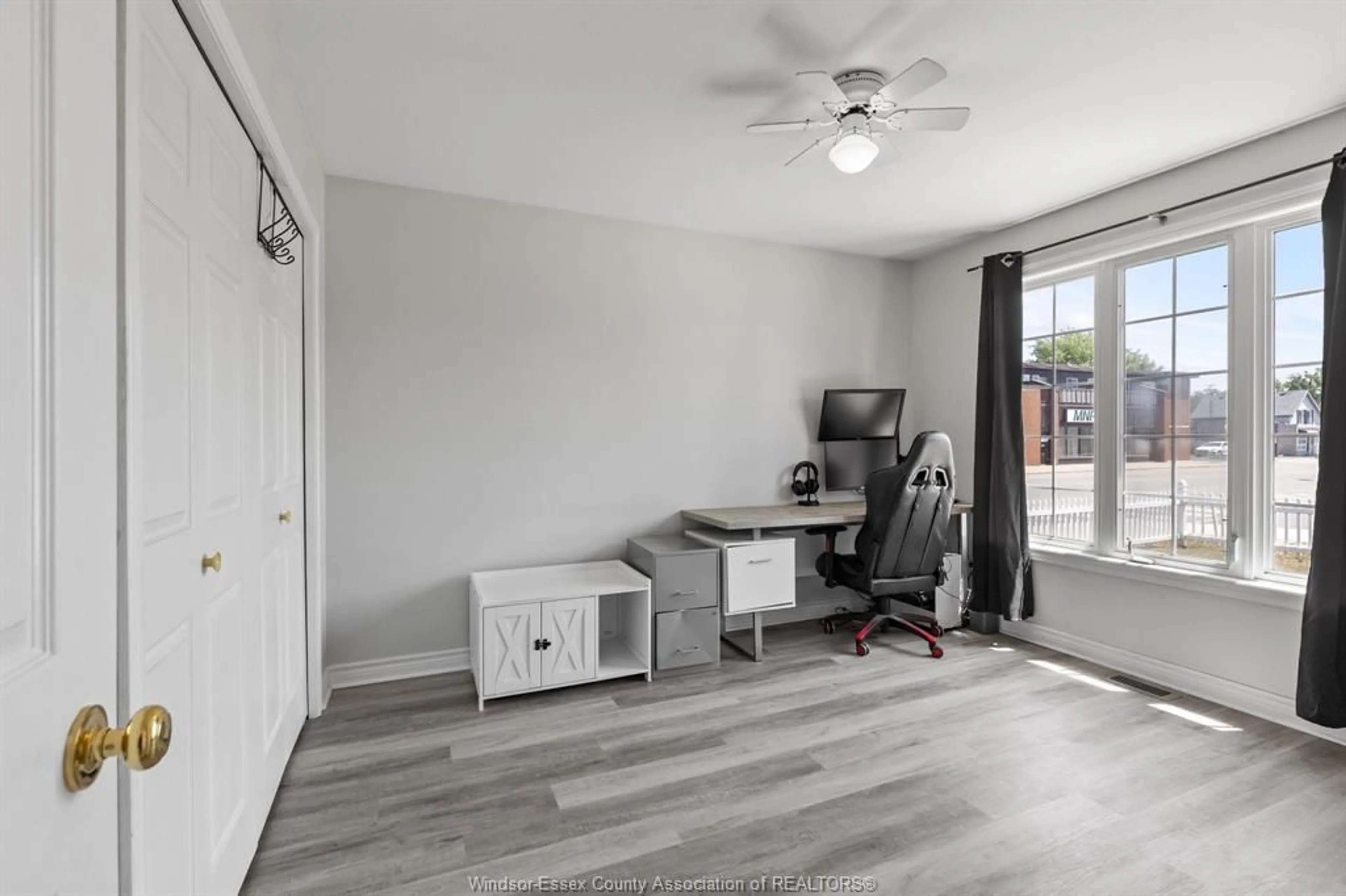 A pic of a room for 2 CRAWFORD Ave #B, Tilbury Ontario N0P 2L0
