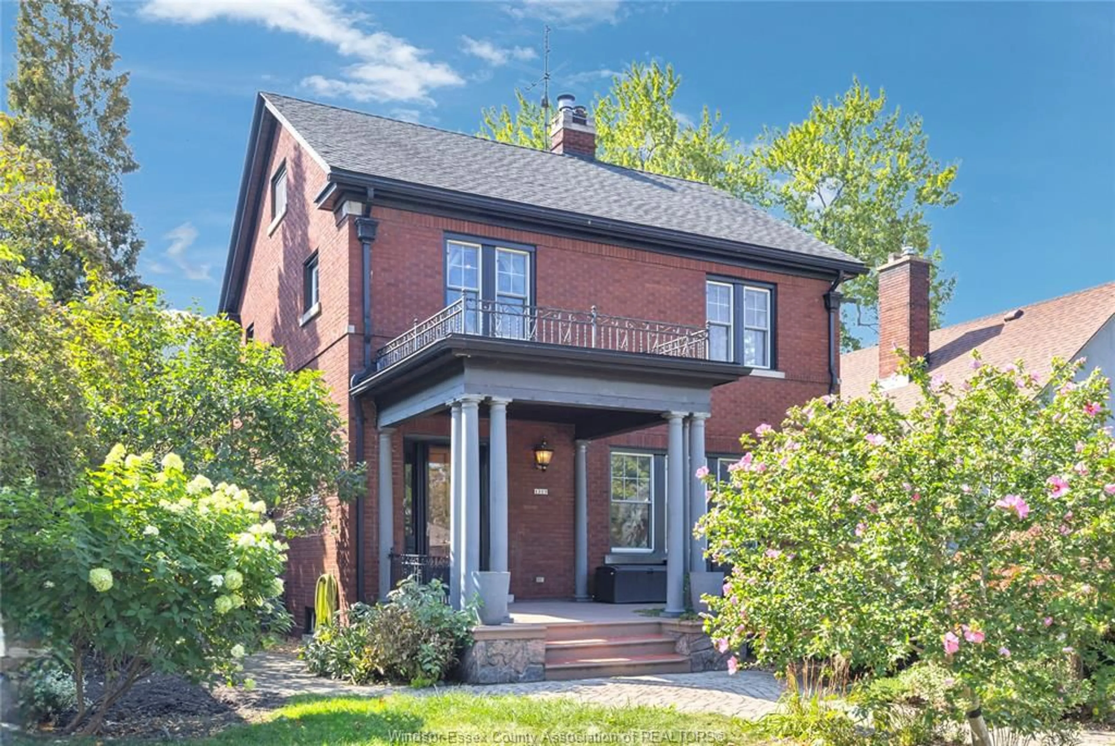 Home with brick exterior material, street for 1229 VICTORIA Ave, Windsor Ontario N8X 1N8