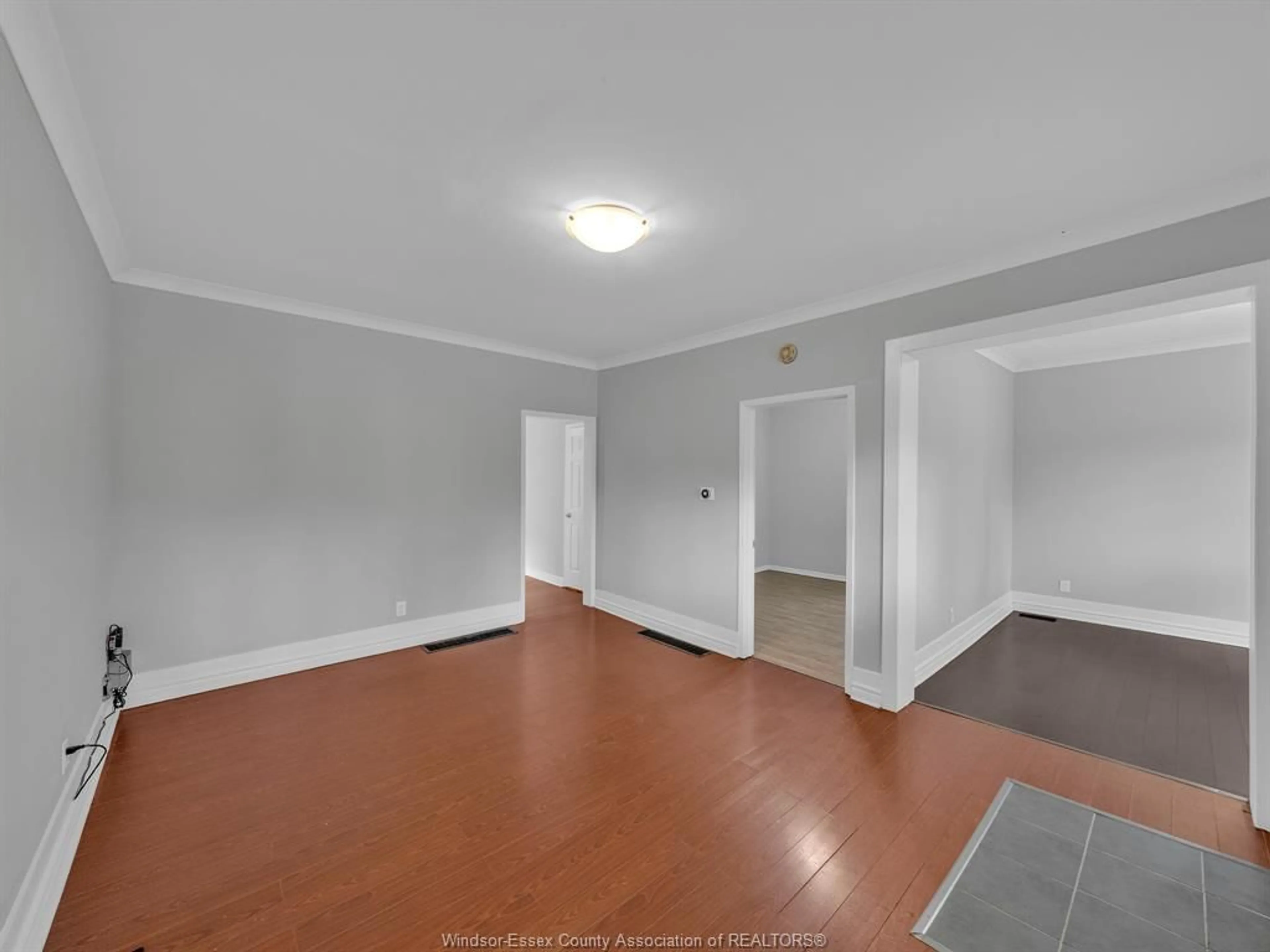 A pic of a room for 341 Parent Ave, Windsor Ontario N9A 2B7