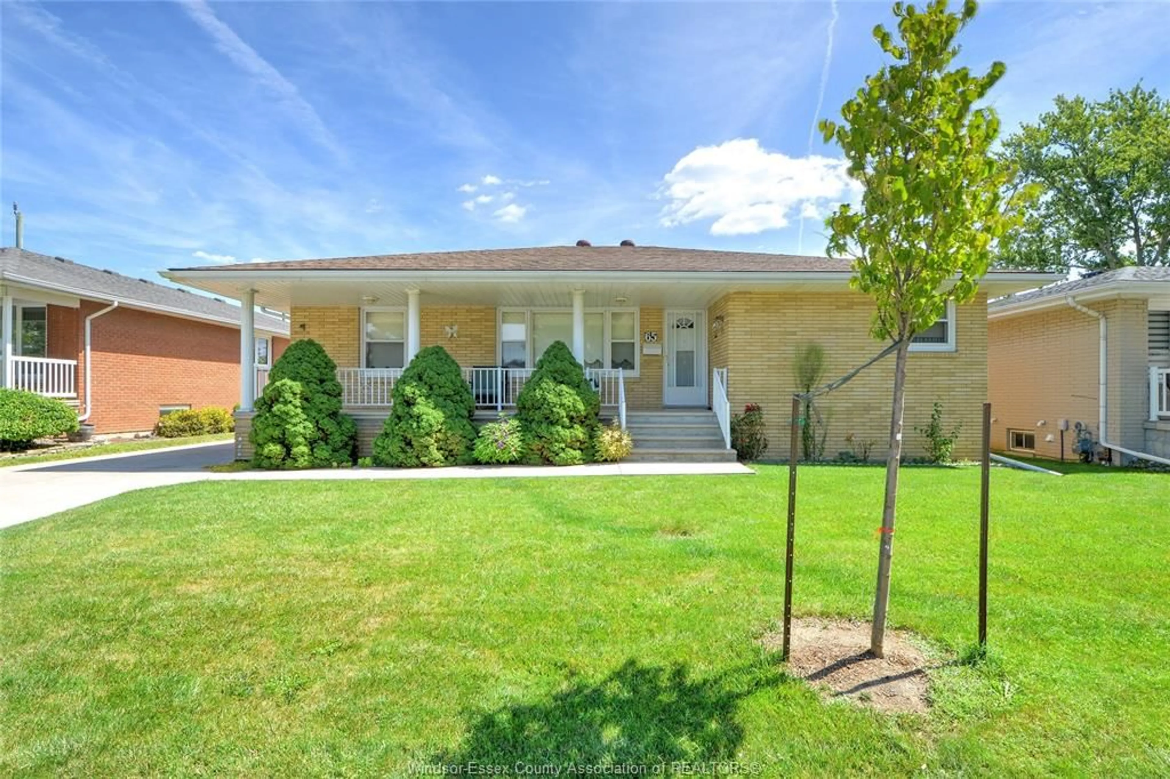 Unknown for 65 MAIN, Amherstburg Ontario N9V 2L1