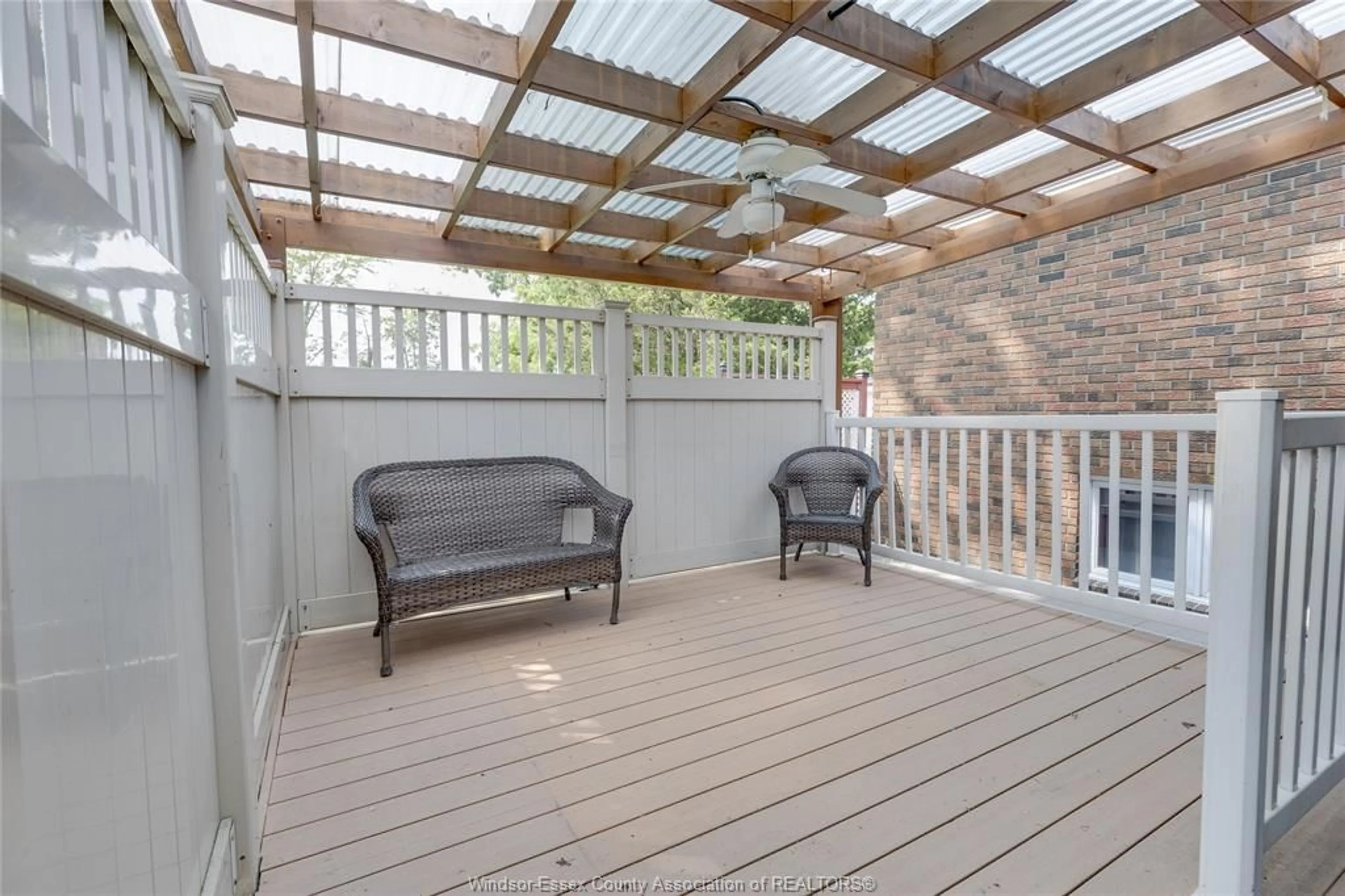 Patio, water/lake/river/ocean view for 6055 MALDEN Rd, LaSalle Ontario N9H 1S7