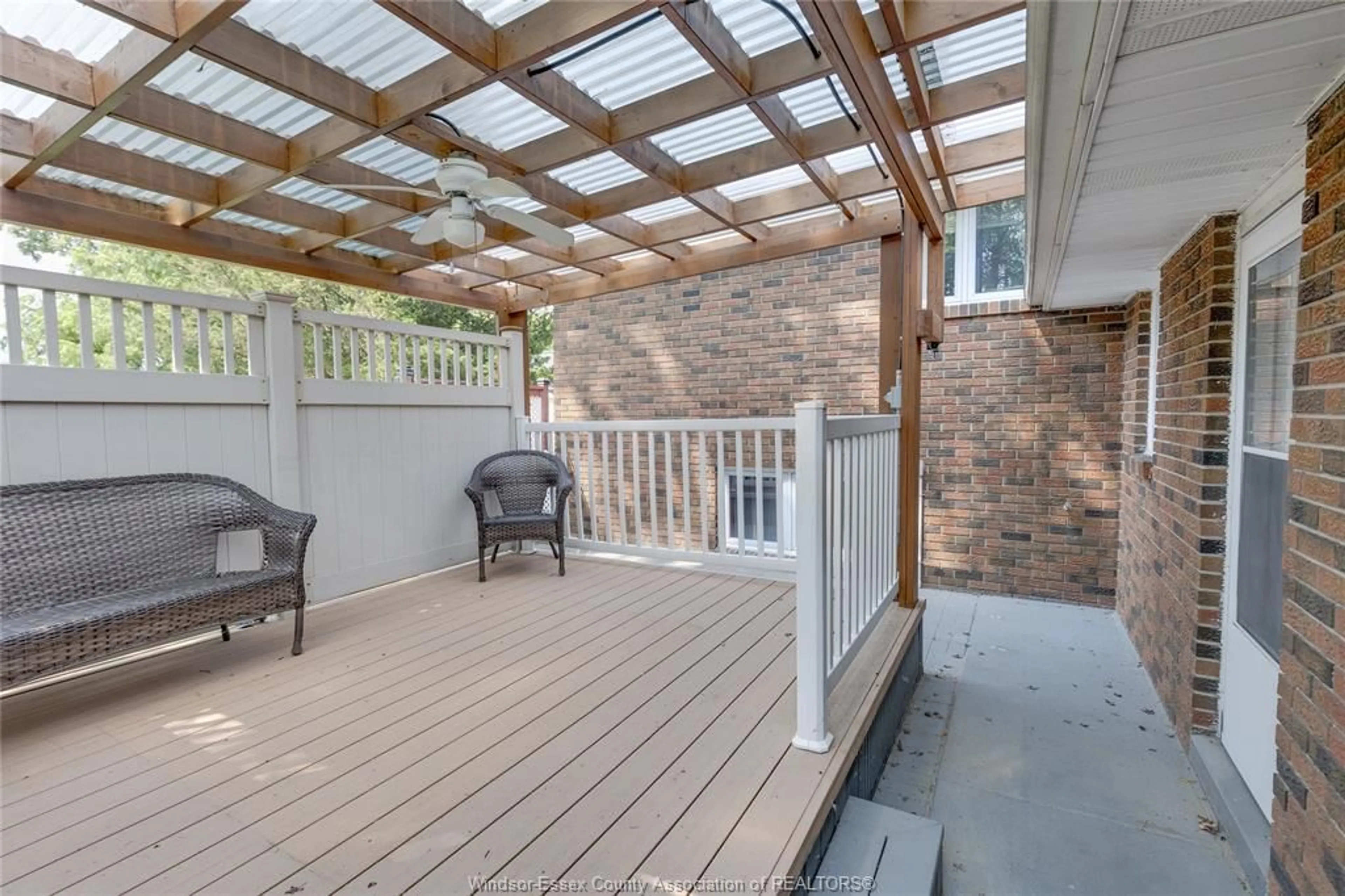 Patio, street for 6055 MALDEN Rd, LaSalle Ontario N9H 1S7