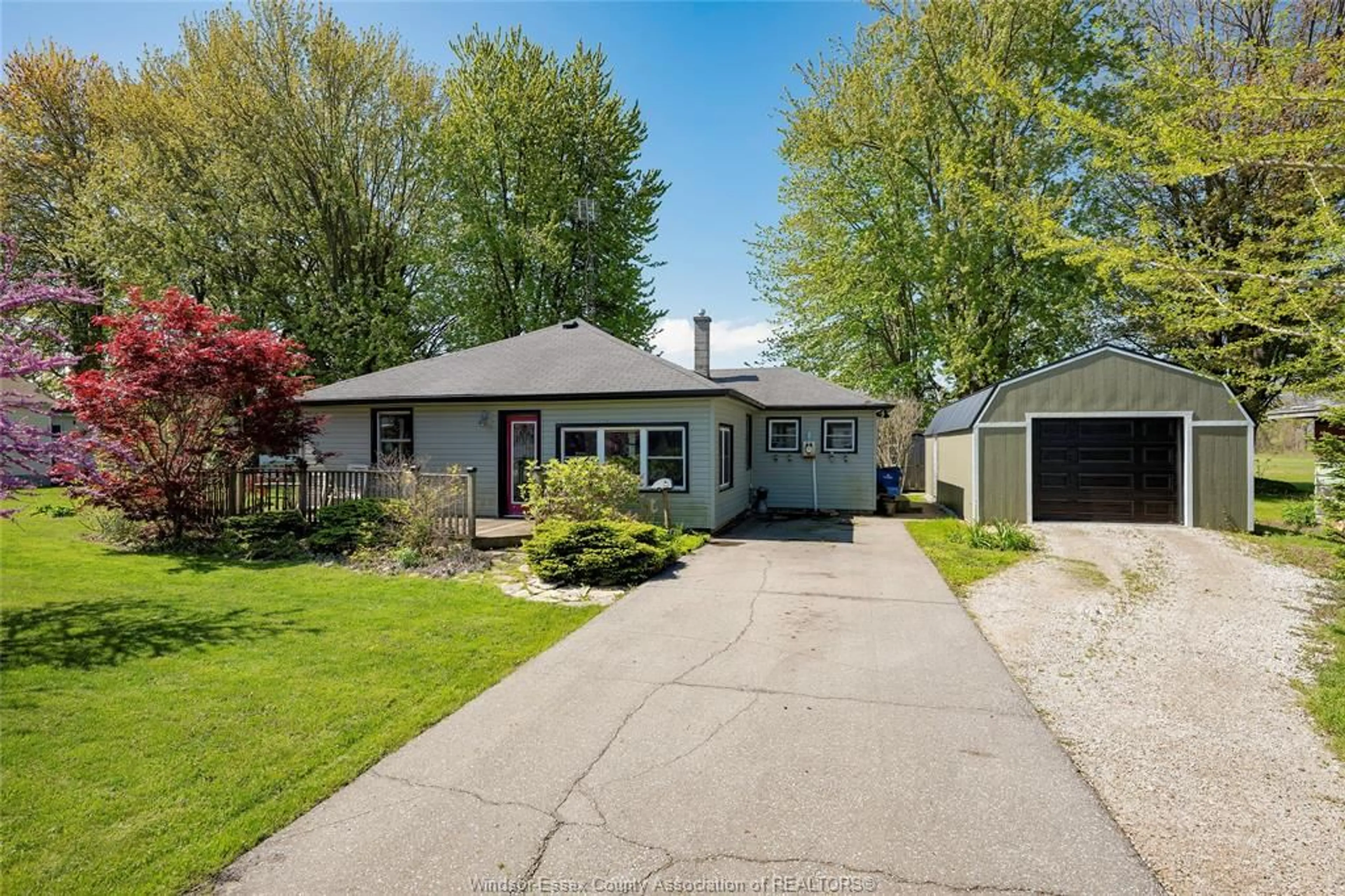 Home with vinyl exterior material, street for 32-34 BROCK St, Shrewsbury Ontario N0P 1A0