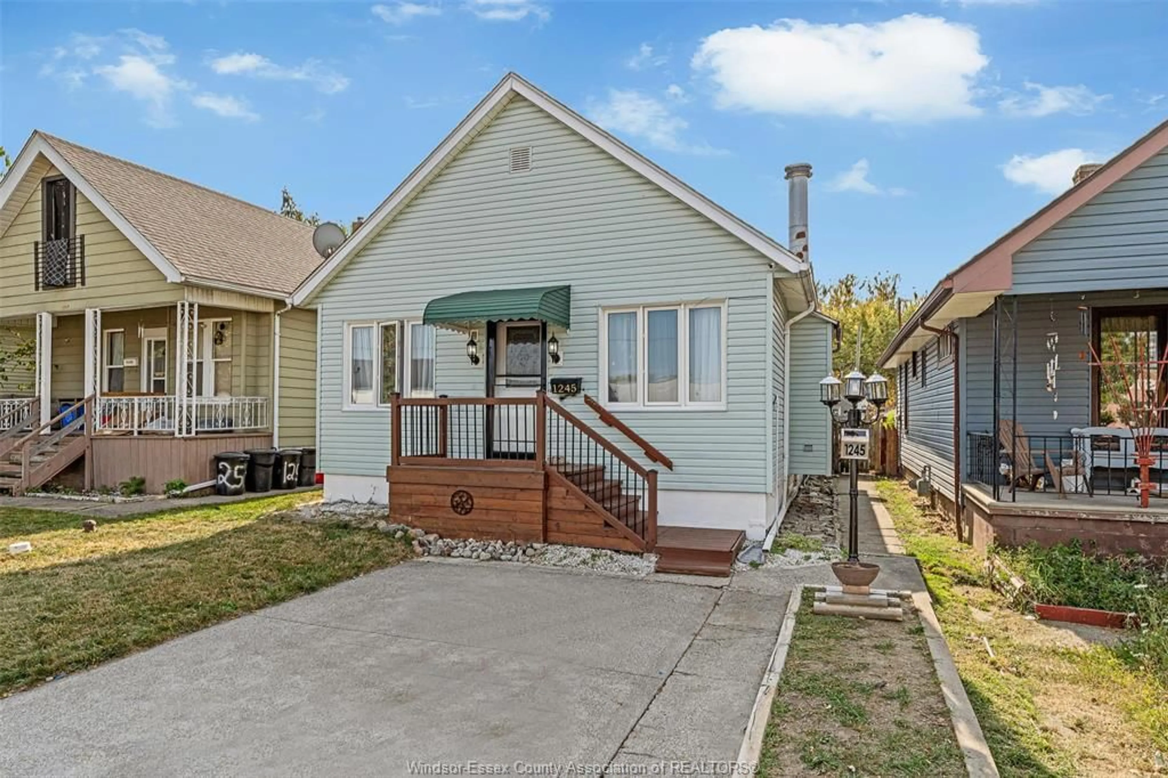 Unknown for 1245 WINDSOR Ave, Windsor Ontario N8X 3L8