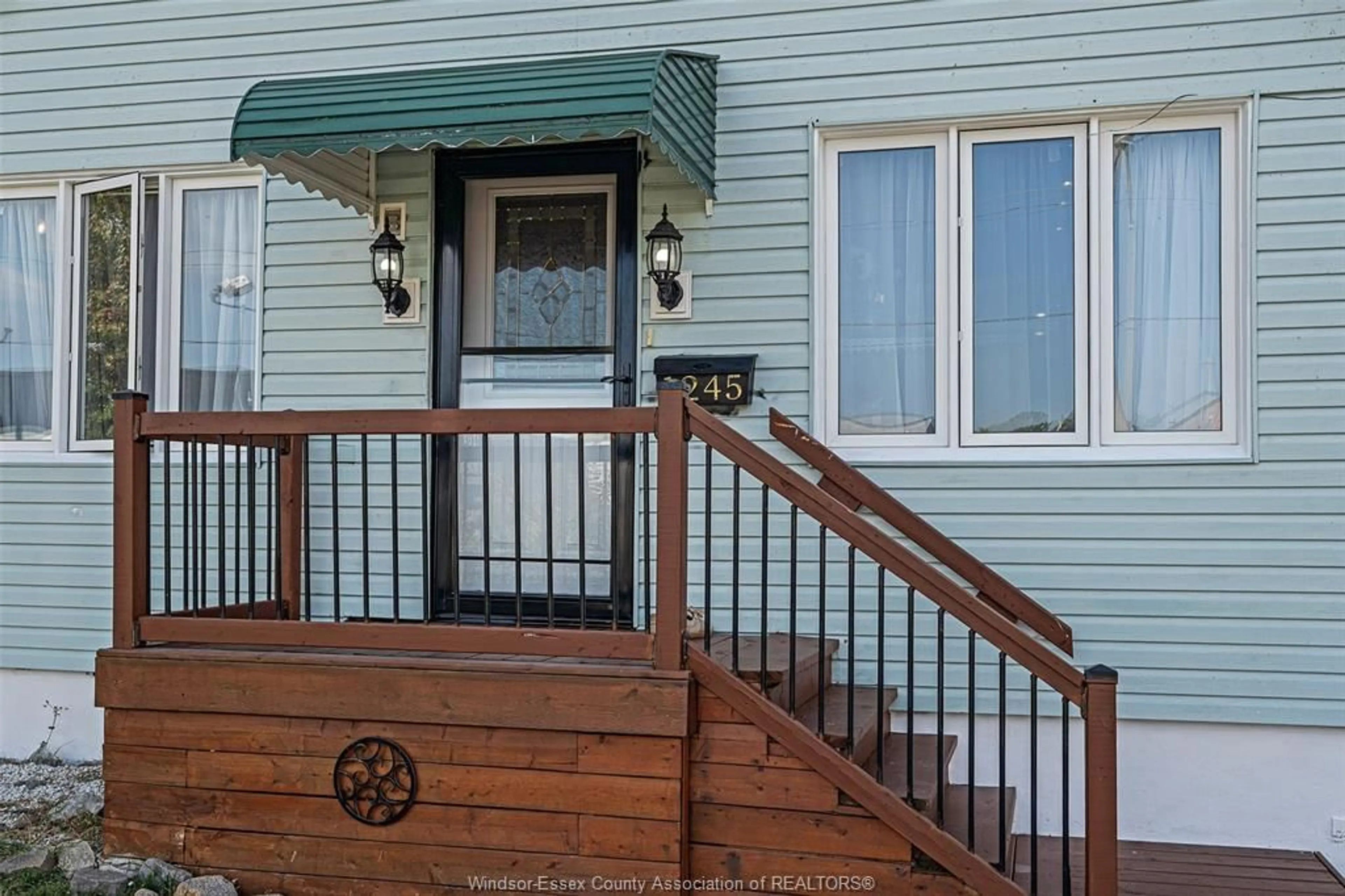 Unknown for 1245 WINDSOR Ave, Windsor Ontario N8X 3L8