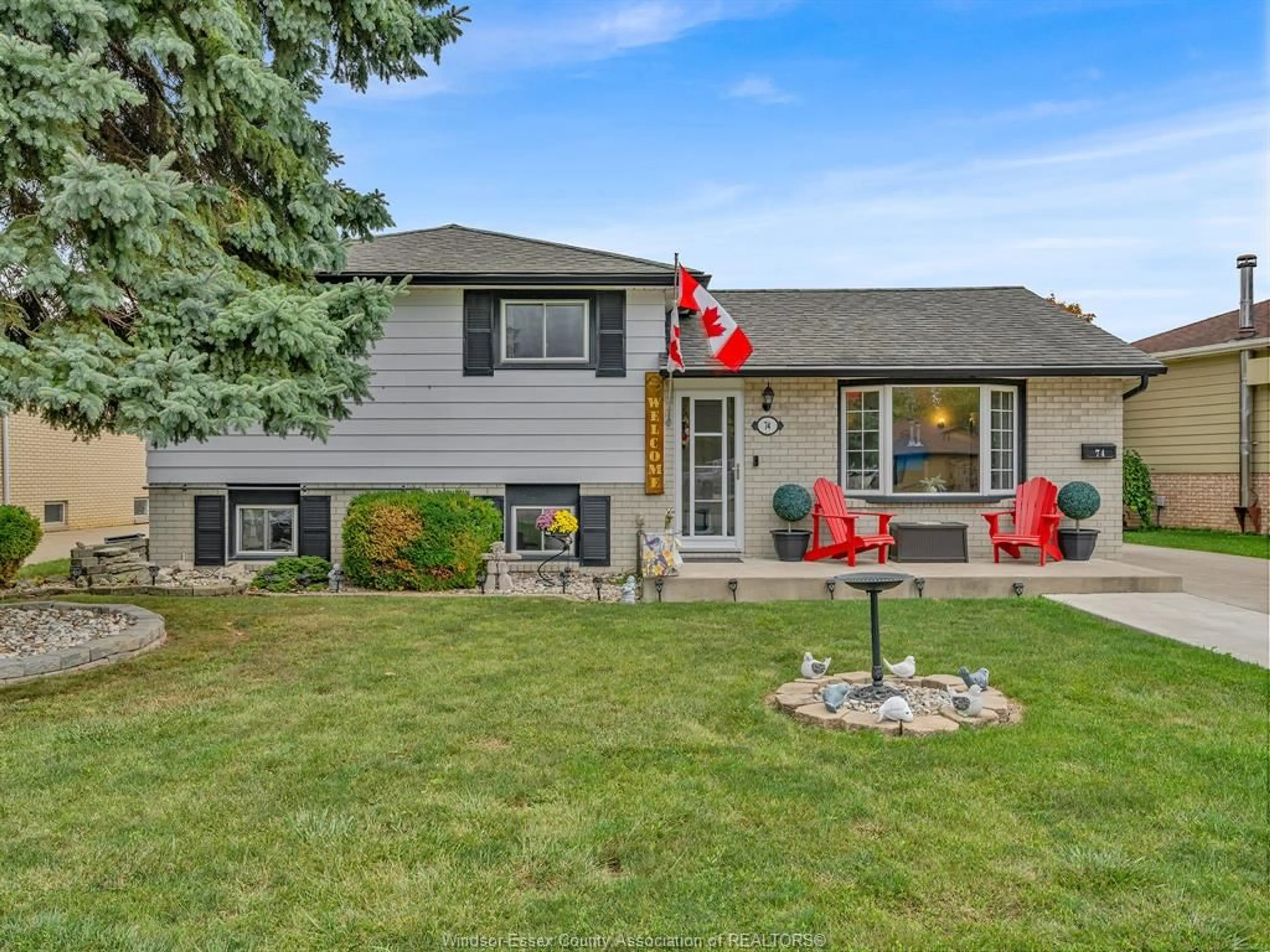 Home with vinyl exterior material, street for 74 RIVIERA, Amherstburg Ontario N9V 3H5