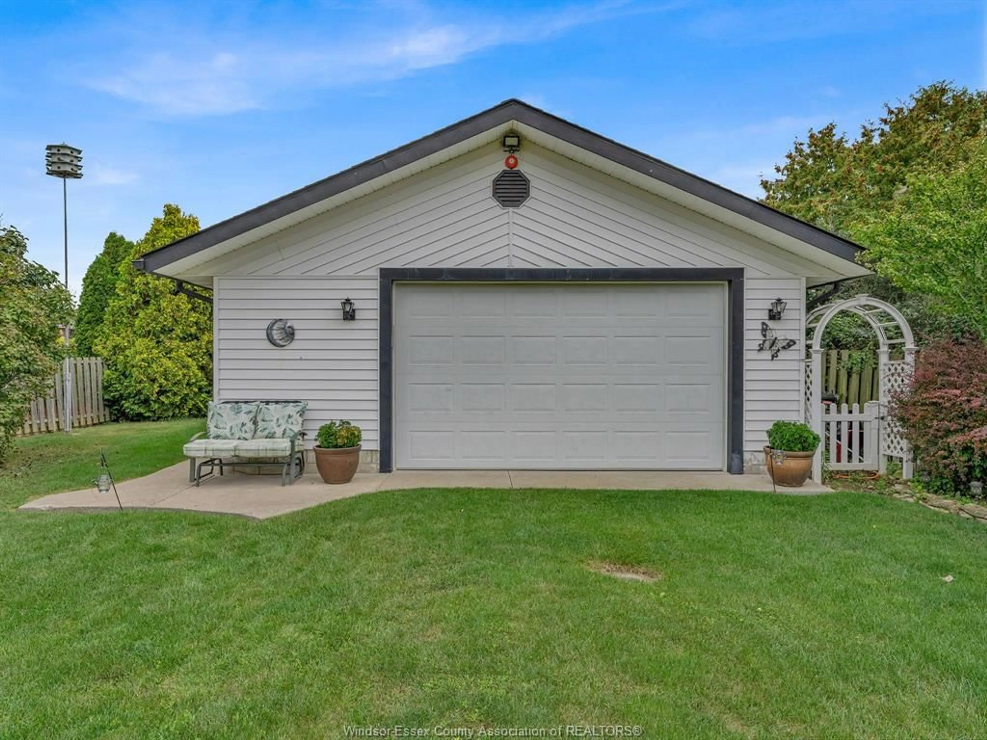 Unknown for 74 RIVIERA, Amherstburg Ontario N9V 3H5