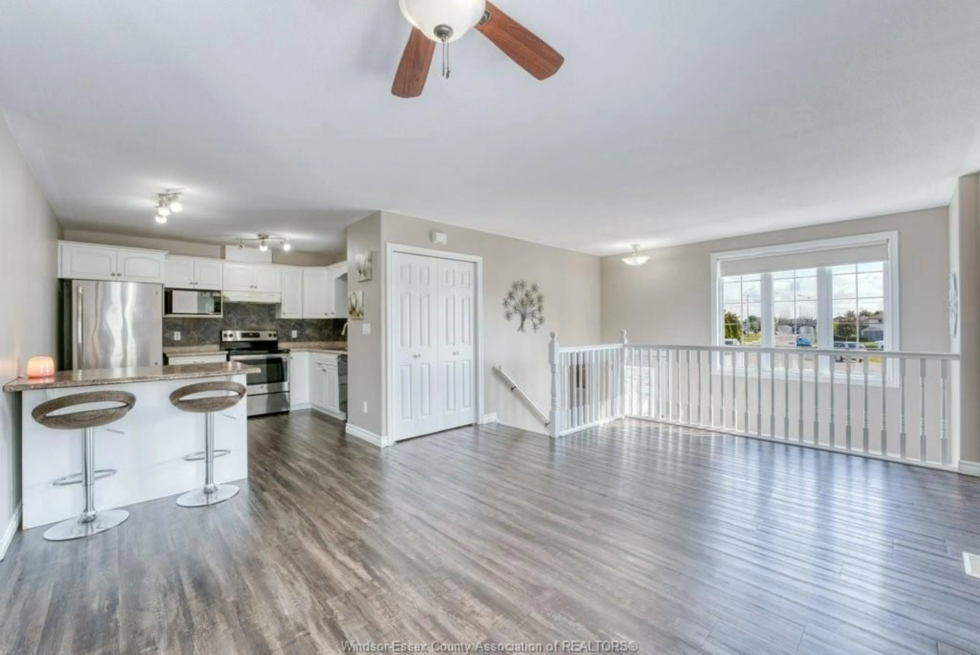 Open concept kitchen, unknown for 1 REGAL Crt, Tilbury Ontario N0P 2L0