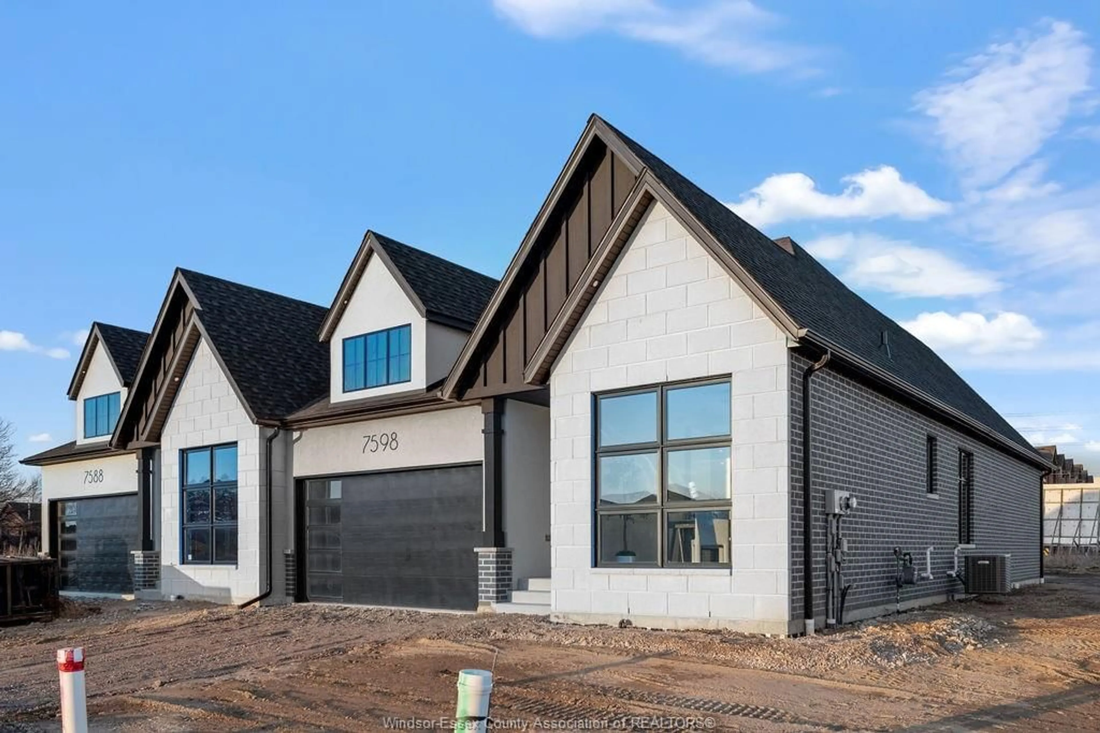 Home with brick exterior material, street for 7558 SILVERLEAF Lane, LaSalle Ontario N9H 1H3