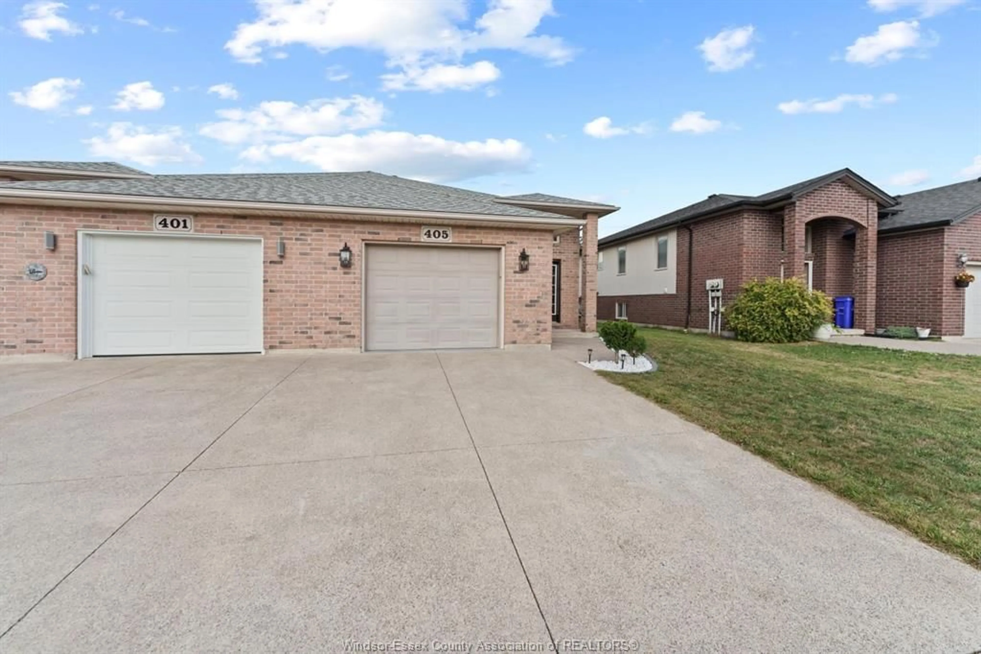 Home with brick exterior material, street for 405 JEWEL St, LaSalle Ontario N9J 3X4