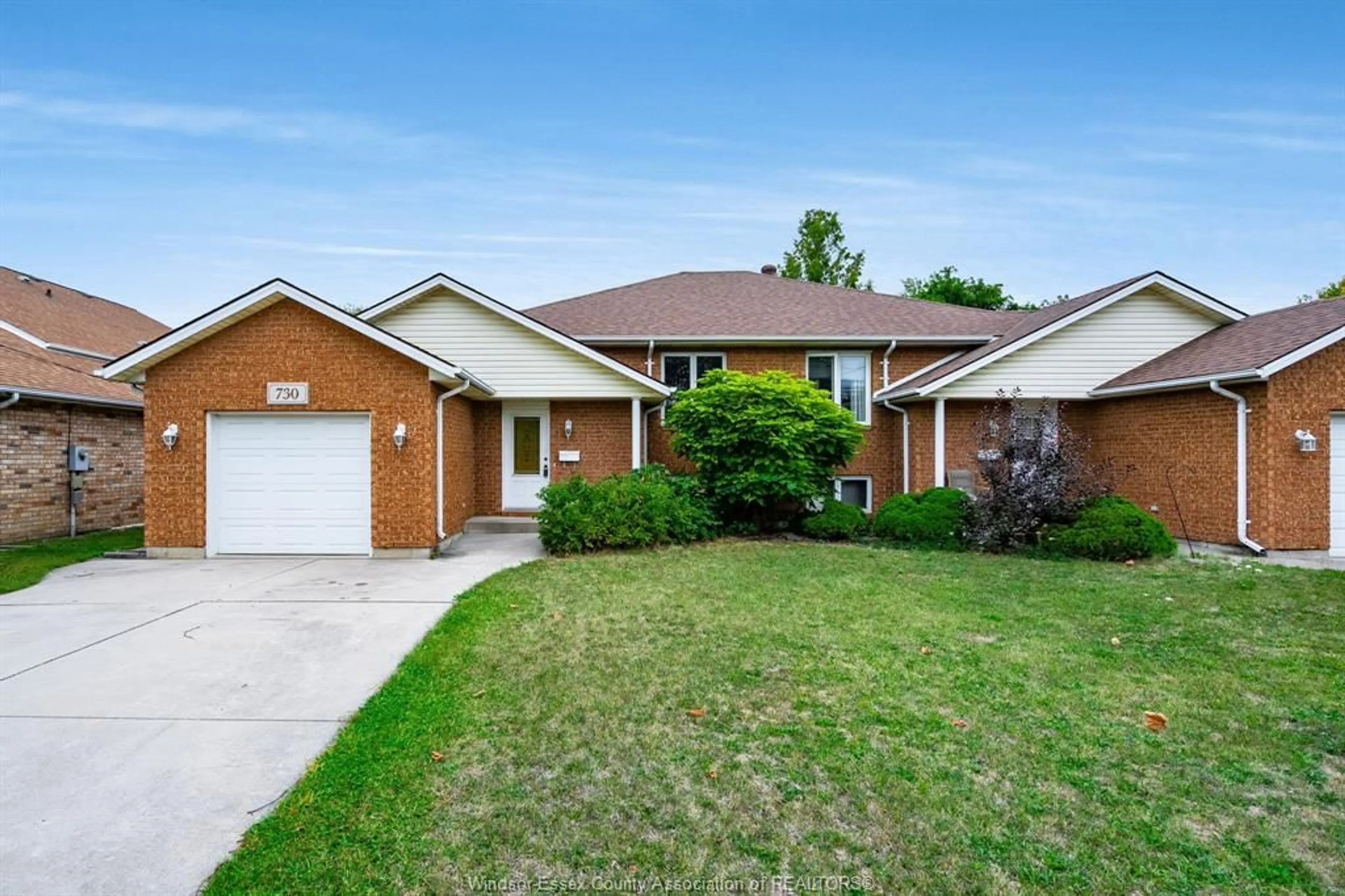 Home with brick exterior material, street for 730 Cabana Rd, Windsor Ontario N9G 1A4