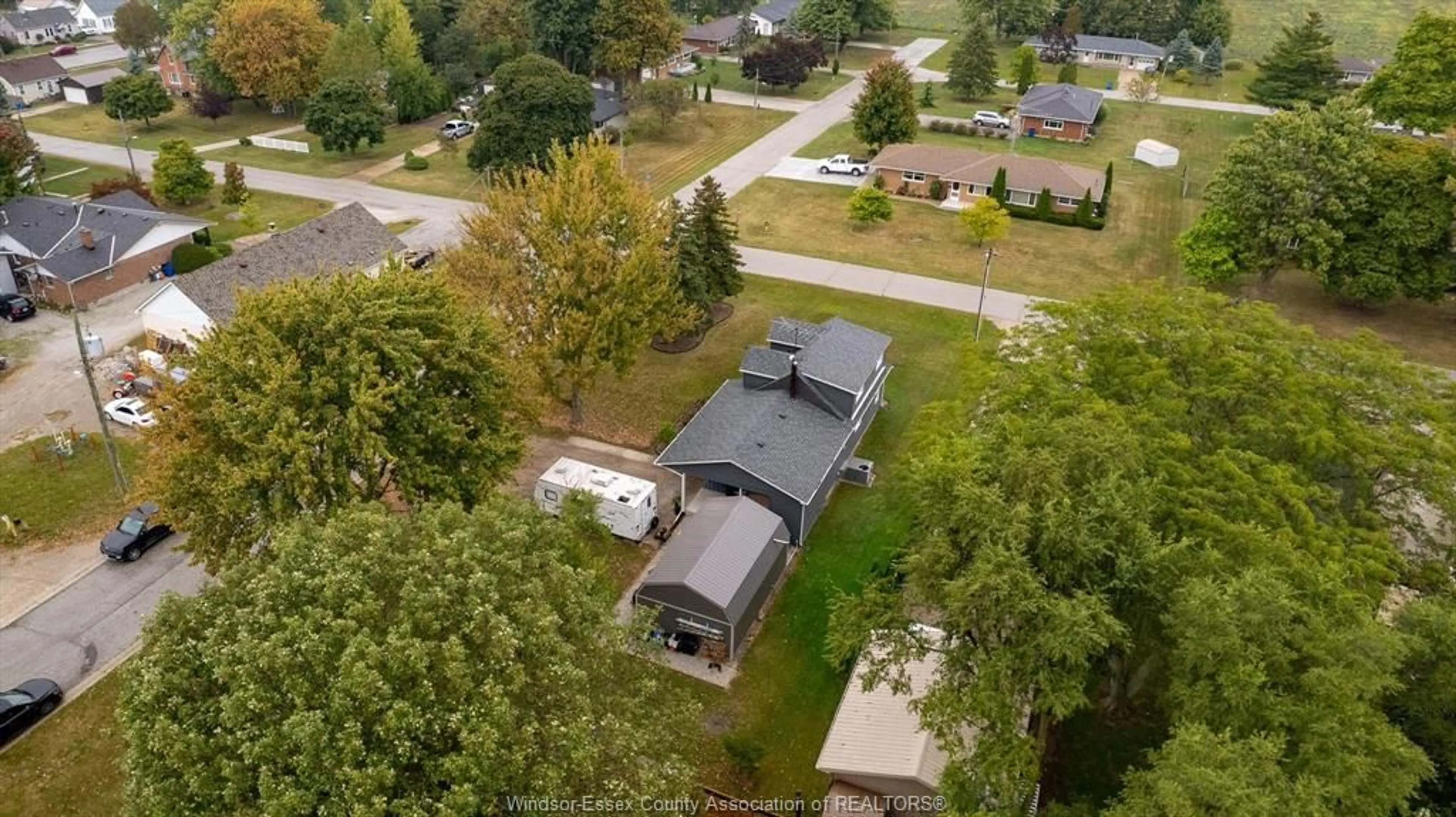 A pic from outside/outdoor area/front of a property/back of a property/a pic from drone, street for 101 SULLIVAN, Merlin Ontario N0P 1W0