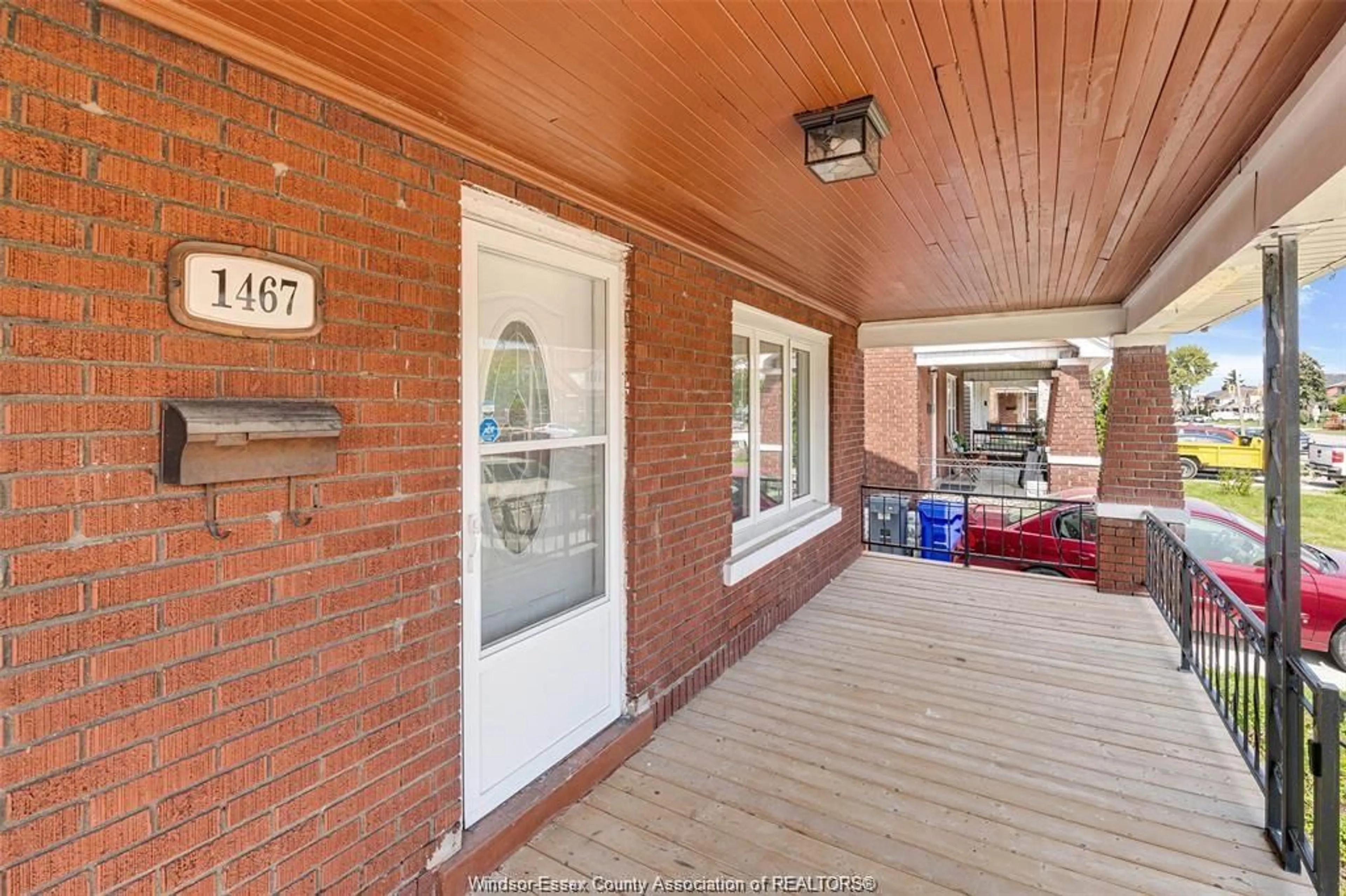 Unknown for 1467 PARENT, Windsor Ontario N8X 4J6