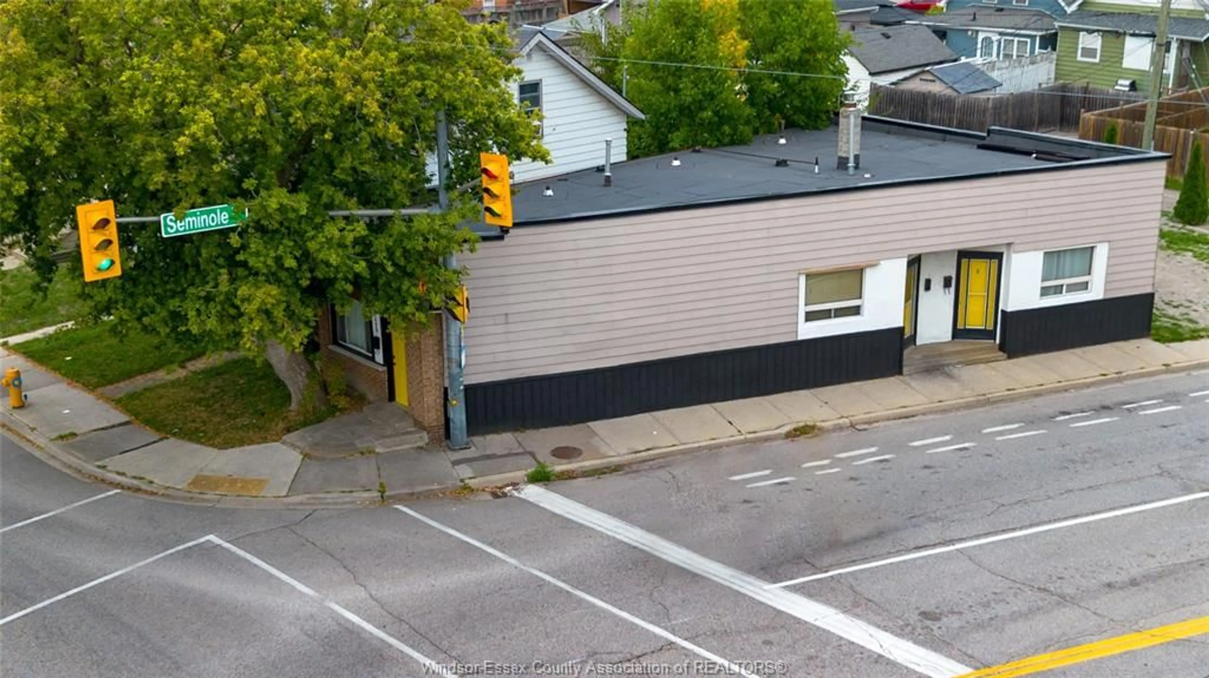 A pic from outside/outdoor area/front of a property/back of a property/a pic from drone, unknown for 1496 Drouillard, Windsor Ontario N8Y 2R9