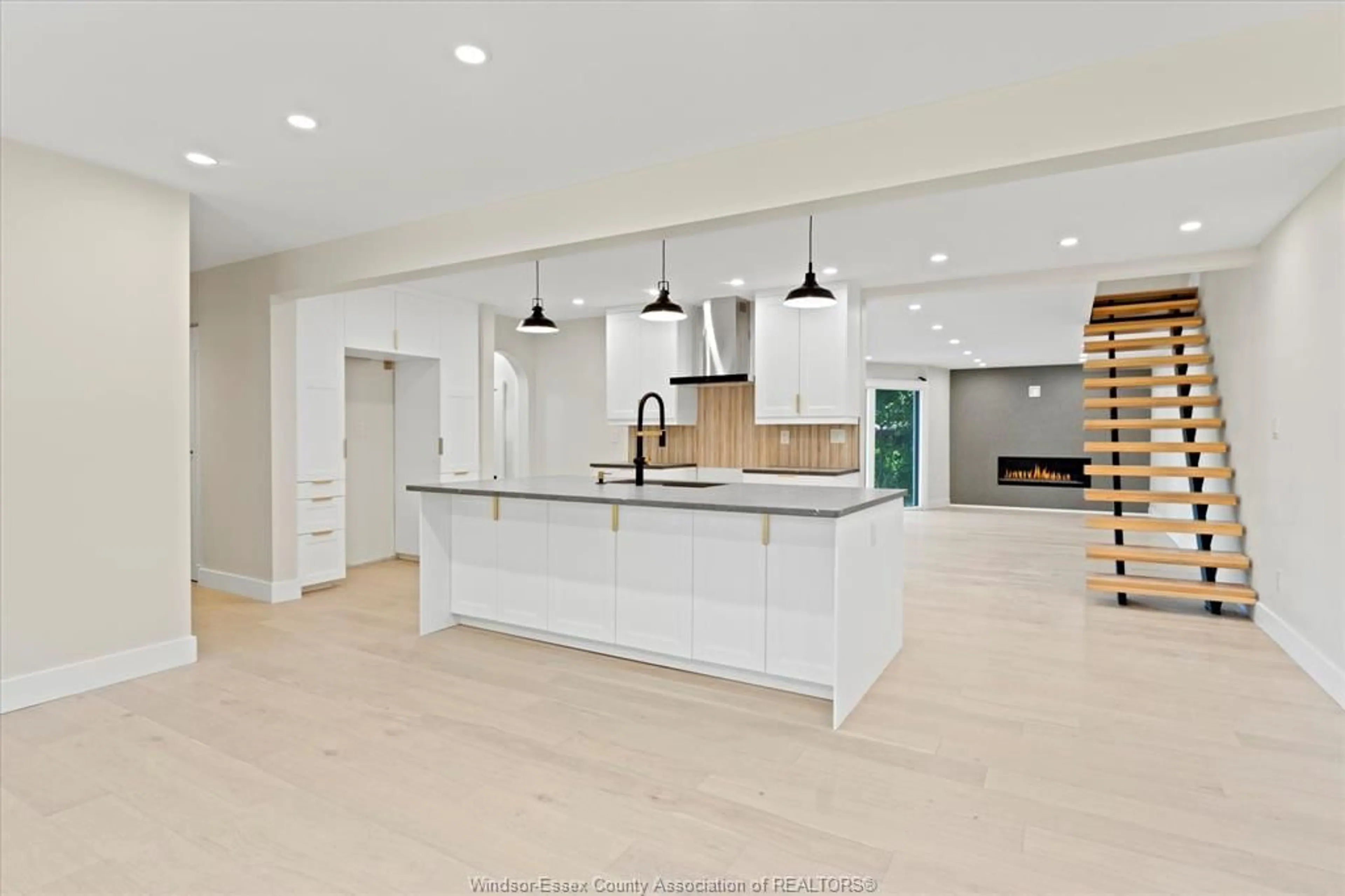 Contemporary kitchen, ceramic/tile floor for 6 SUMMER, Windsor Ontario N9E 1R1