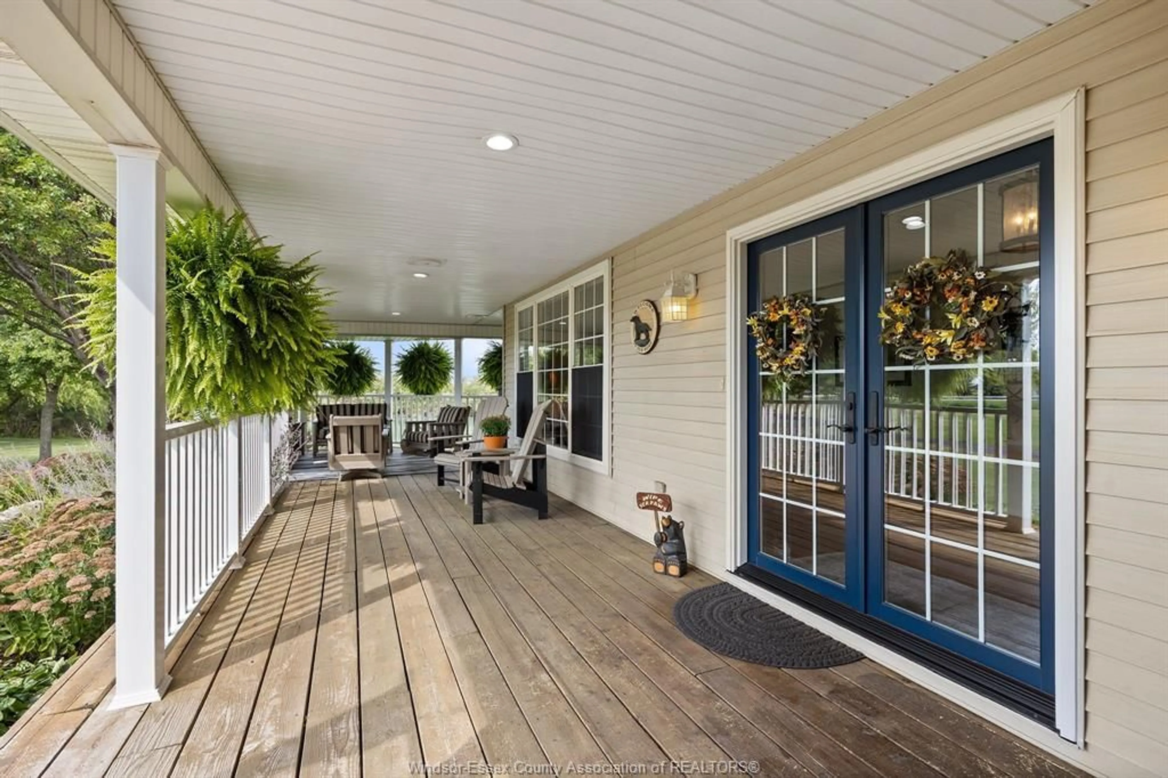 Patio, unknown for 1864 LAKESHORE RD 123, Lakeshore Ontario N0R 1V0
