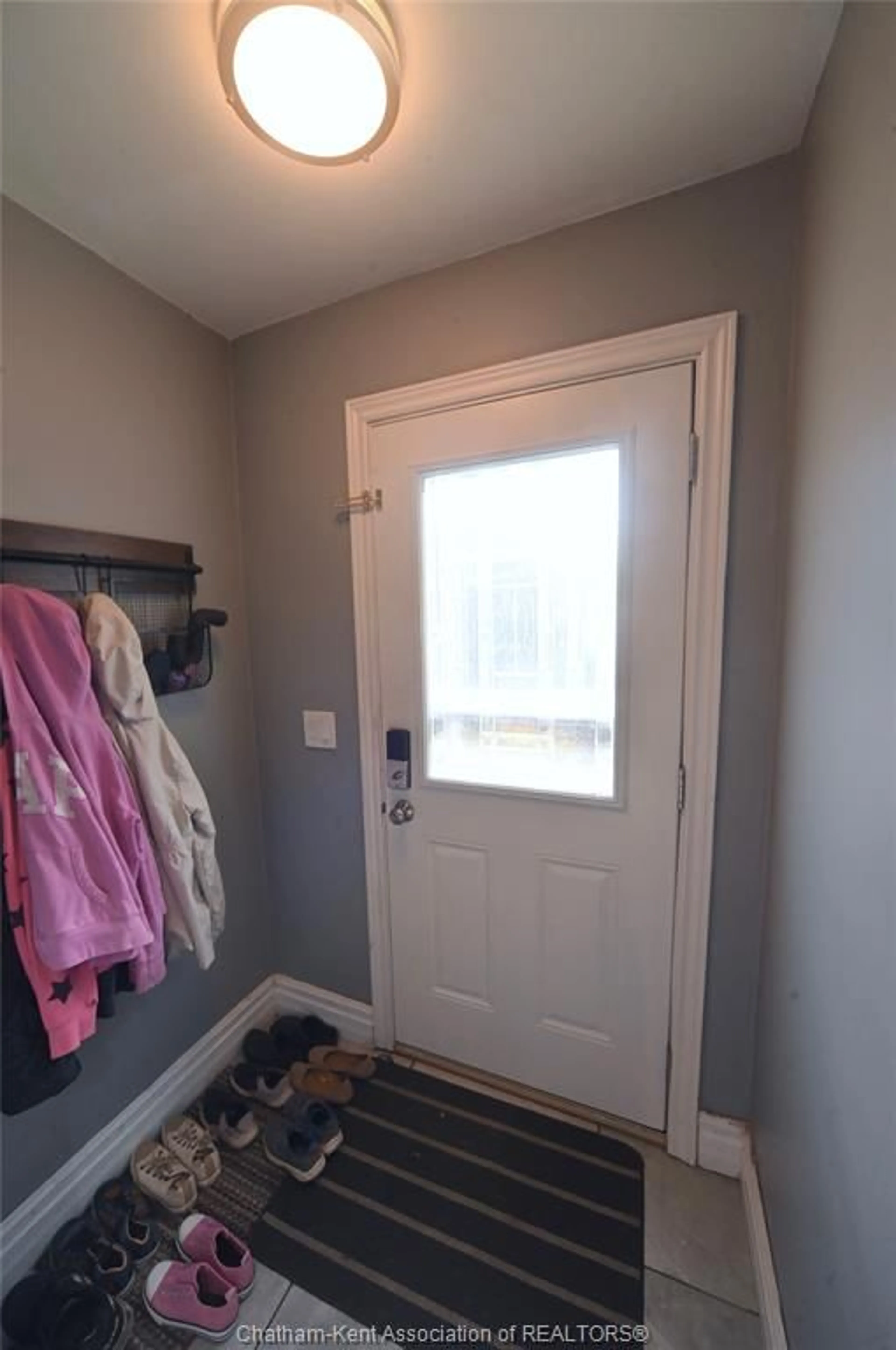 Indoor entryway for 57 Church St, Blenheim Ontario N0P 1A0