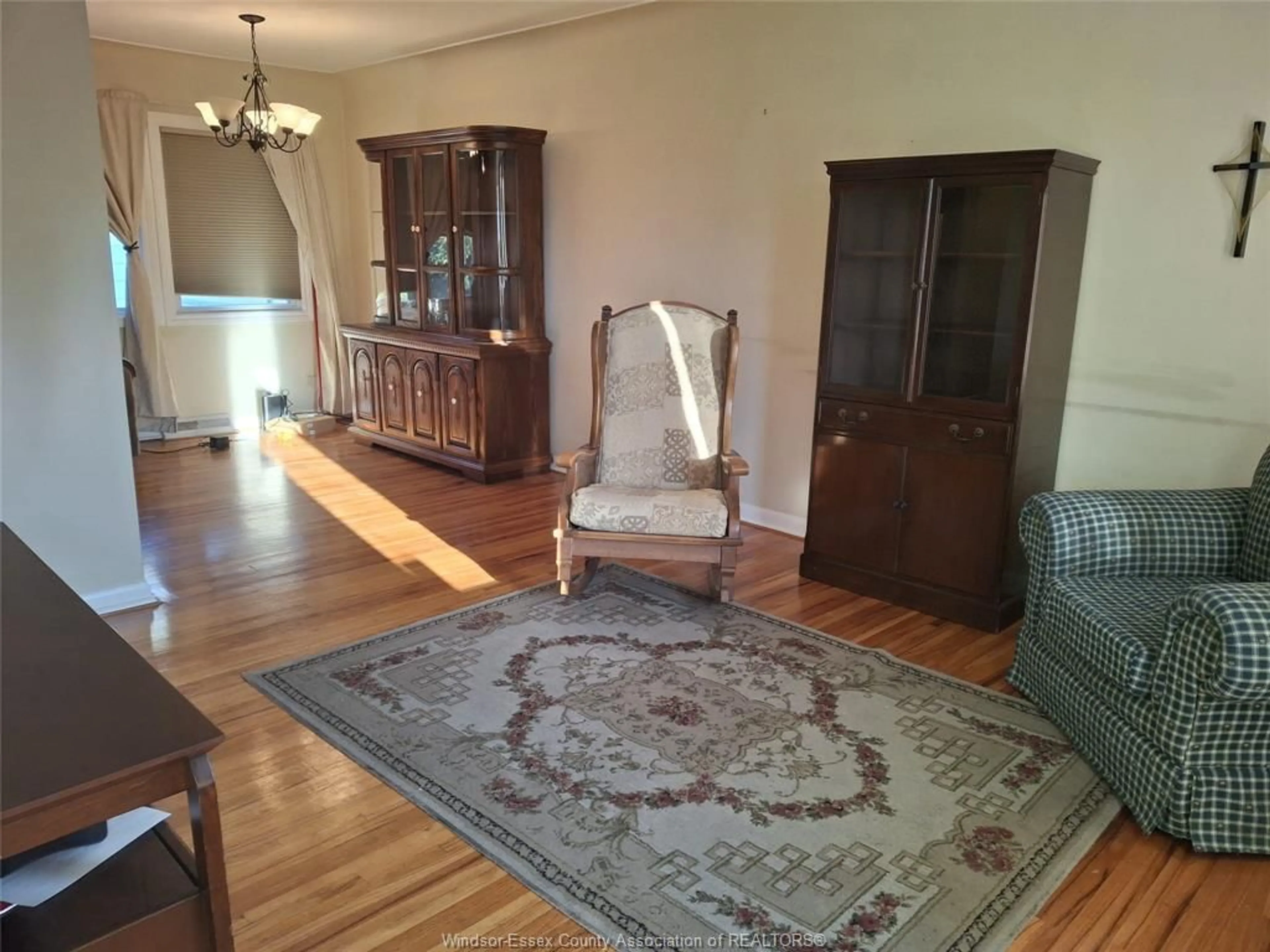 Living room with furniture, unknown for 3186 MMARK Ave, Windsor Ontario N9E 2W8