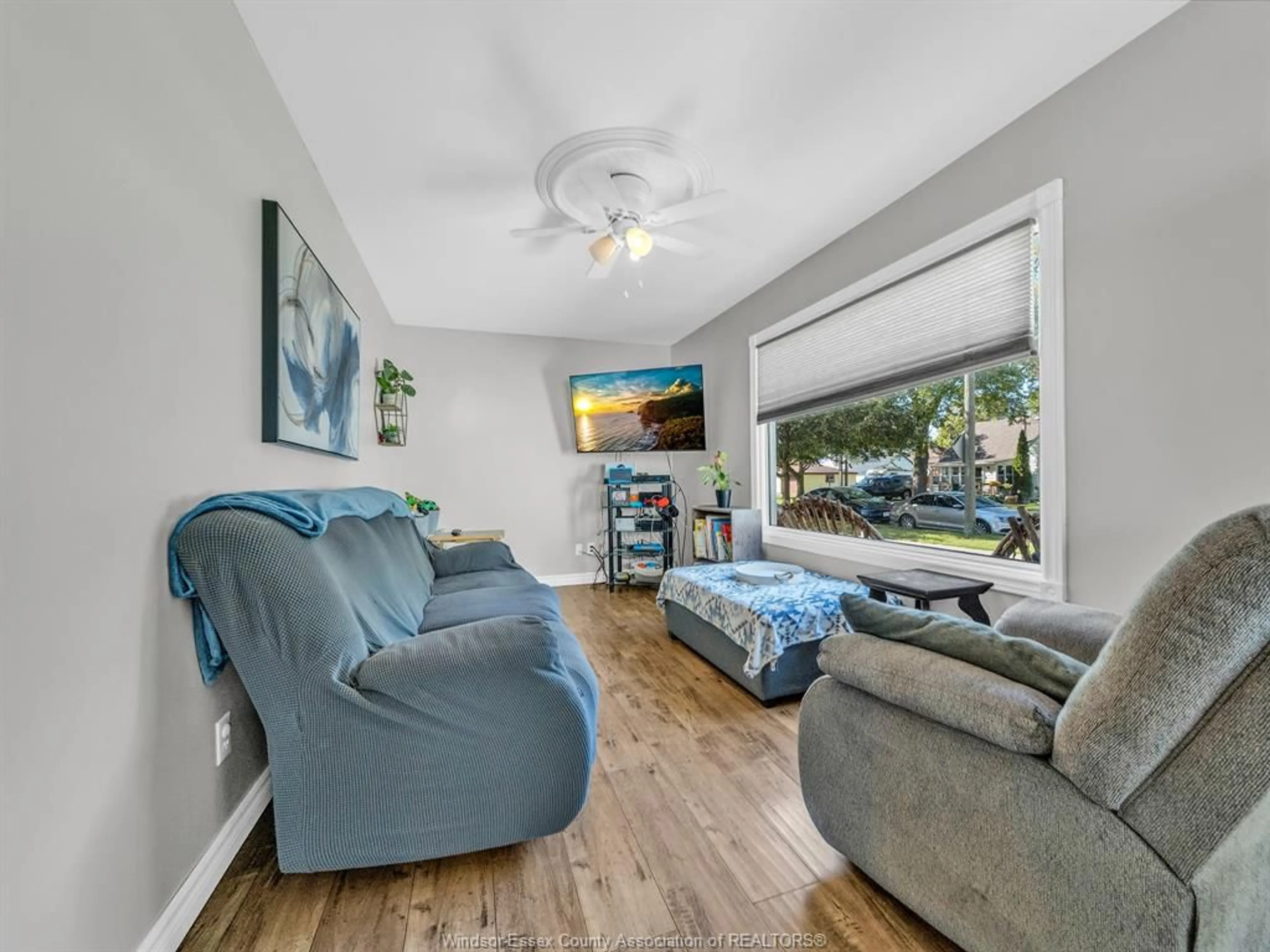 Living room with furniture, unknown for 34 Bowman Ave, Leamington Ontario N8H 2N9