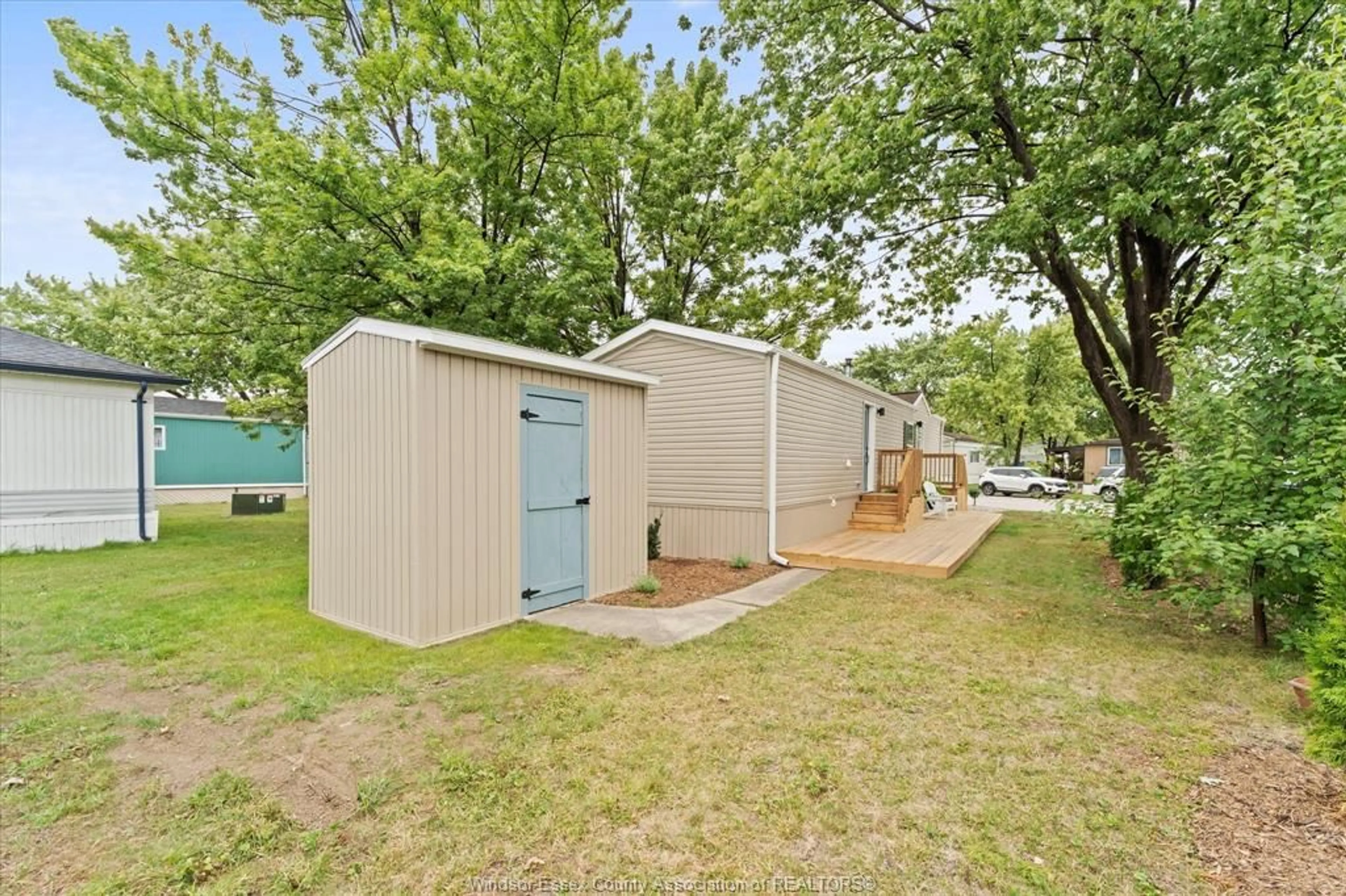 Shed for 22 LAVINDALE, Lakeshore Ontario N8N 2T2