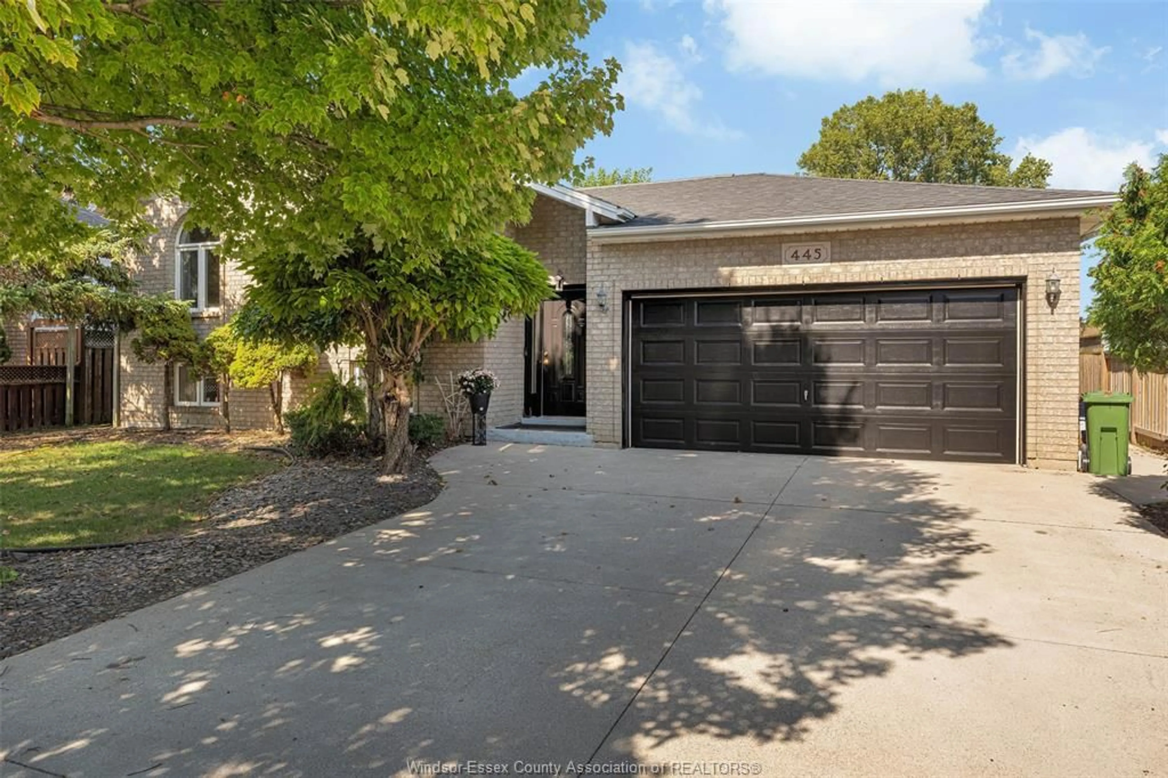 Unknown for 445 Olcott Ave, LaSalle Ontario N9J 3L1