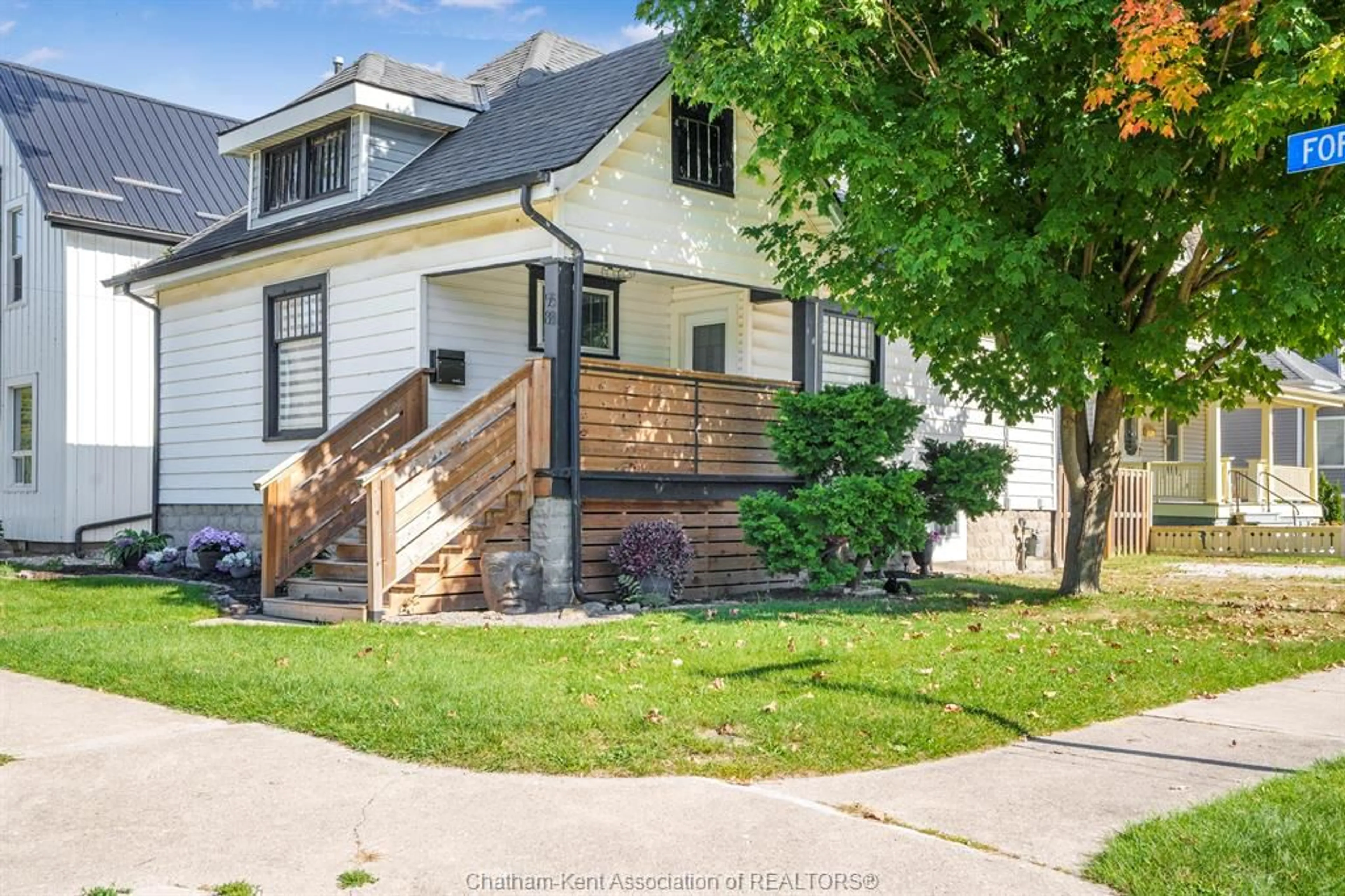 Unknown for 58 Forest St, Chatham Ontario N7L 2A2