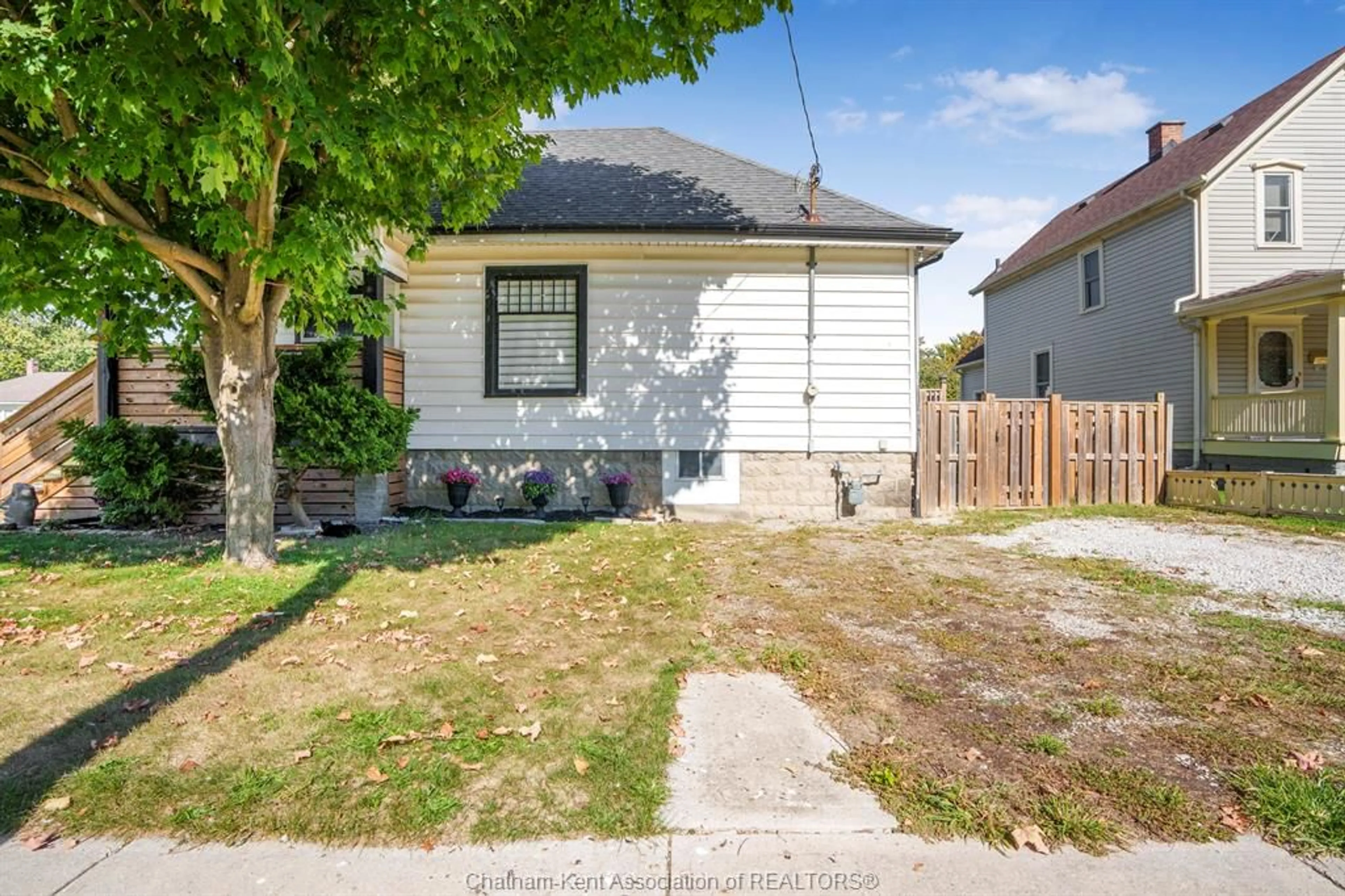 Unknown for 58 Forest St, Chatham Ontario N7L 2A2