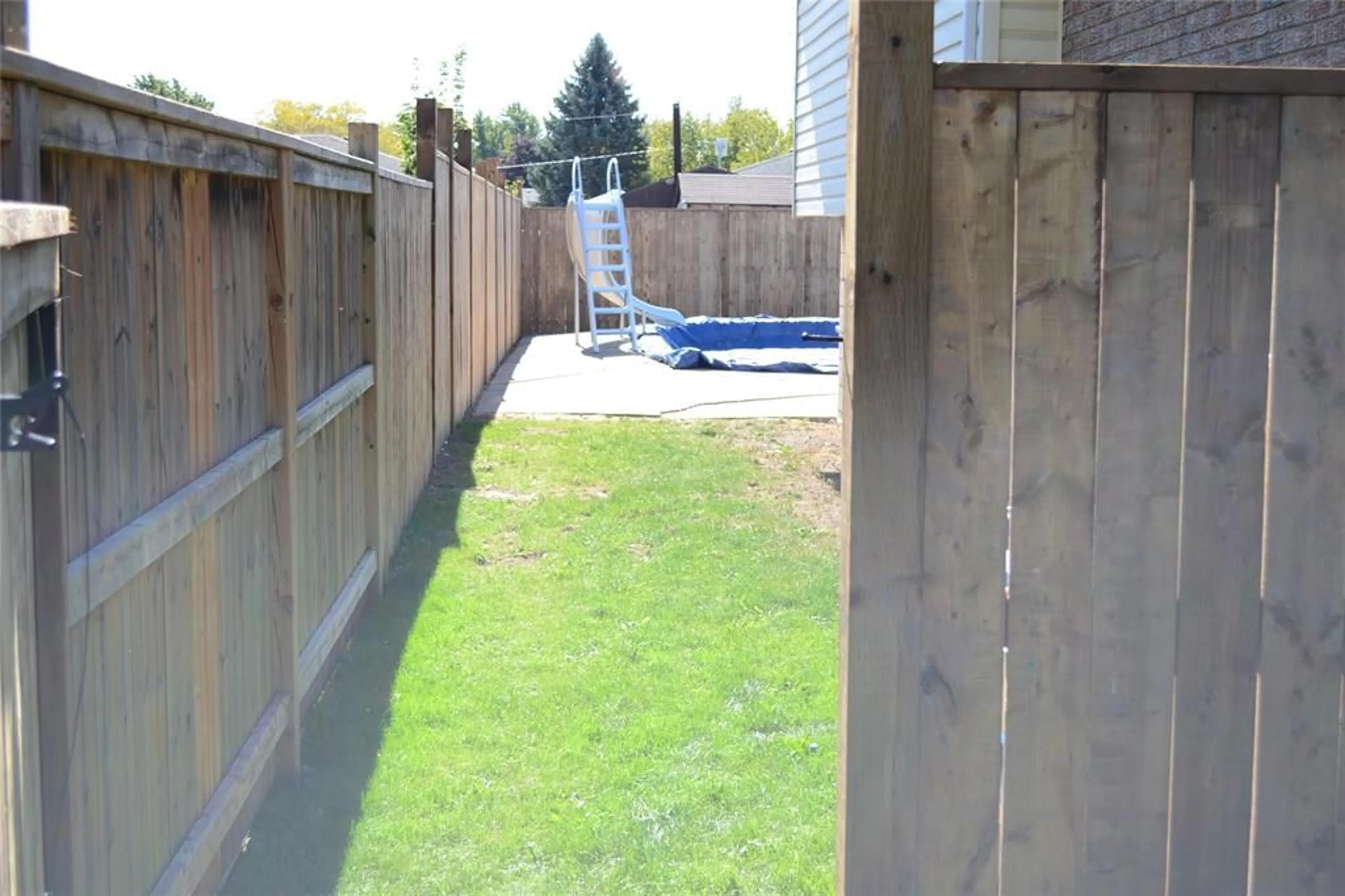 Patio, street for 576 FRONT St, Plympton-Wyoming Ontario N0N 1T0
