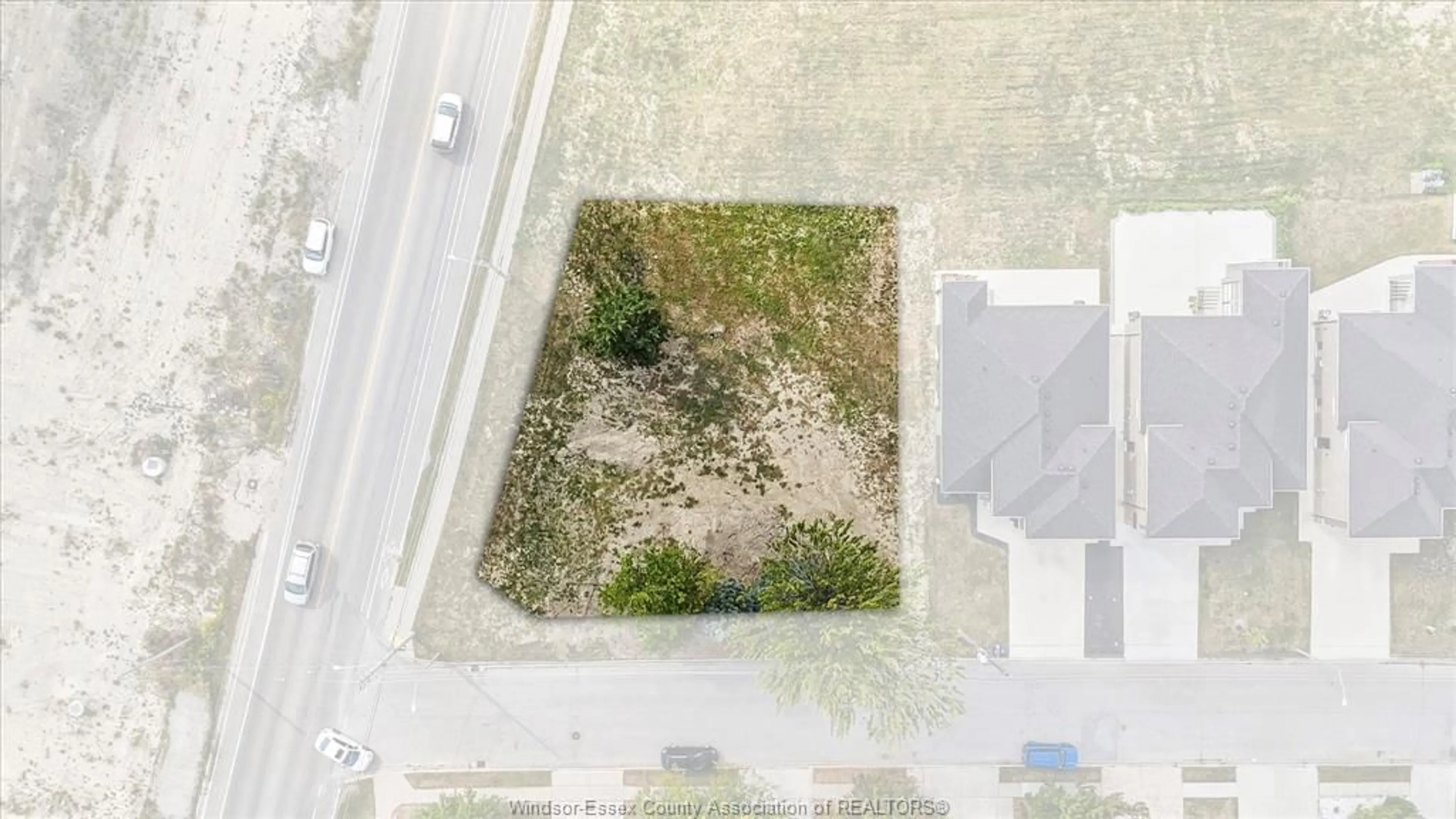 A pic from outside/outdoor area/front of a property/back of a property/a pic from drone, street for 0 PIONEER AVE, Windsor Ontario N9G 2W9