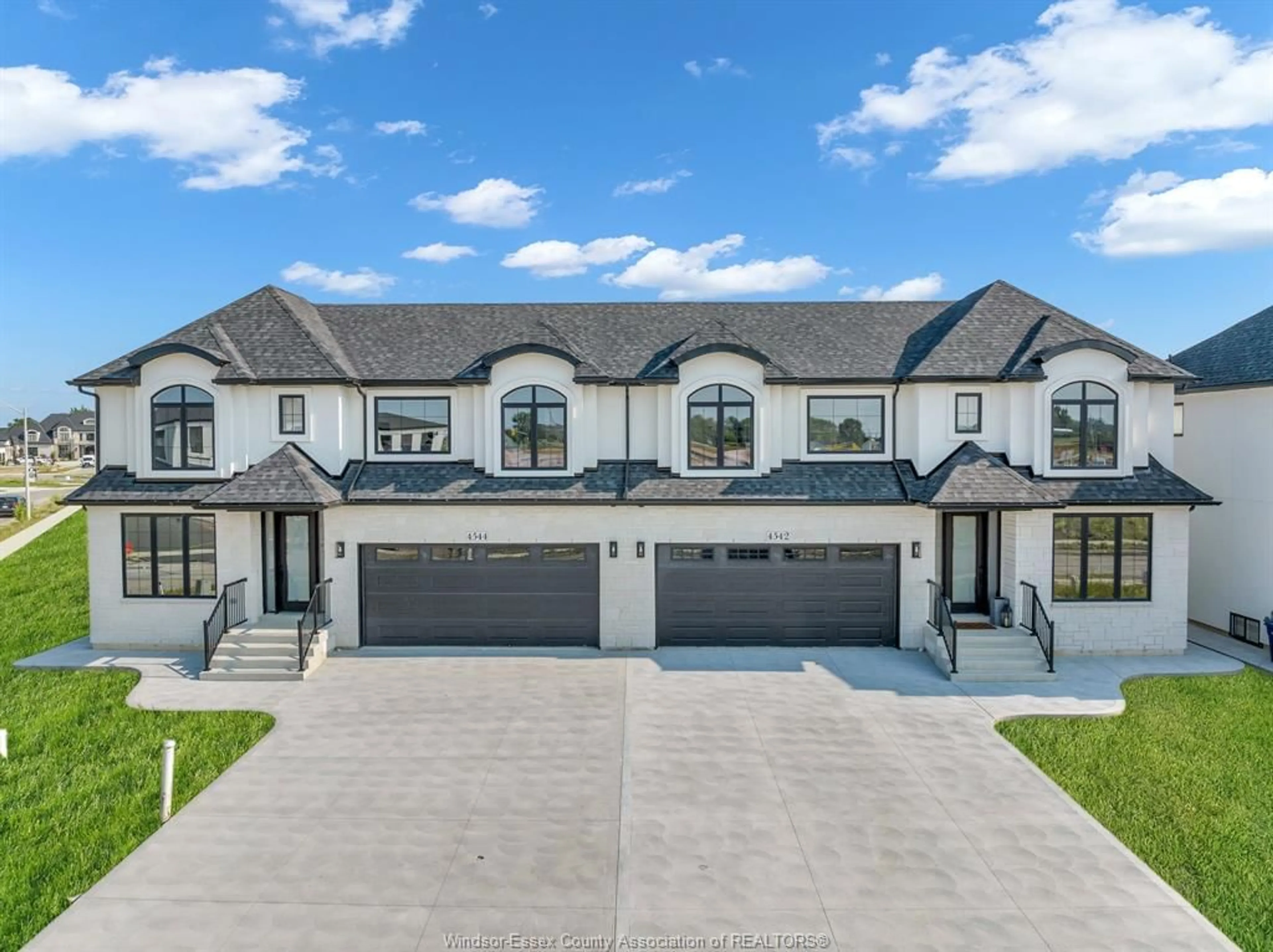 A pic from outside/outdoor area/front of a property/back of a property/a pic from drone, street for 4532 Valerio Cres, LaSalle Ontario N9H 0N1