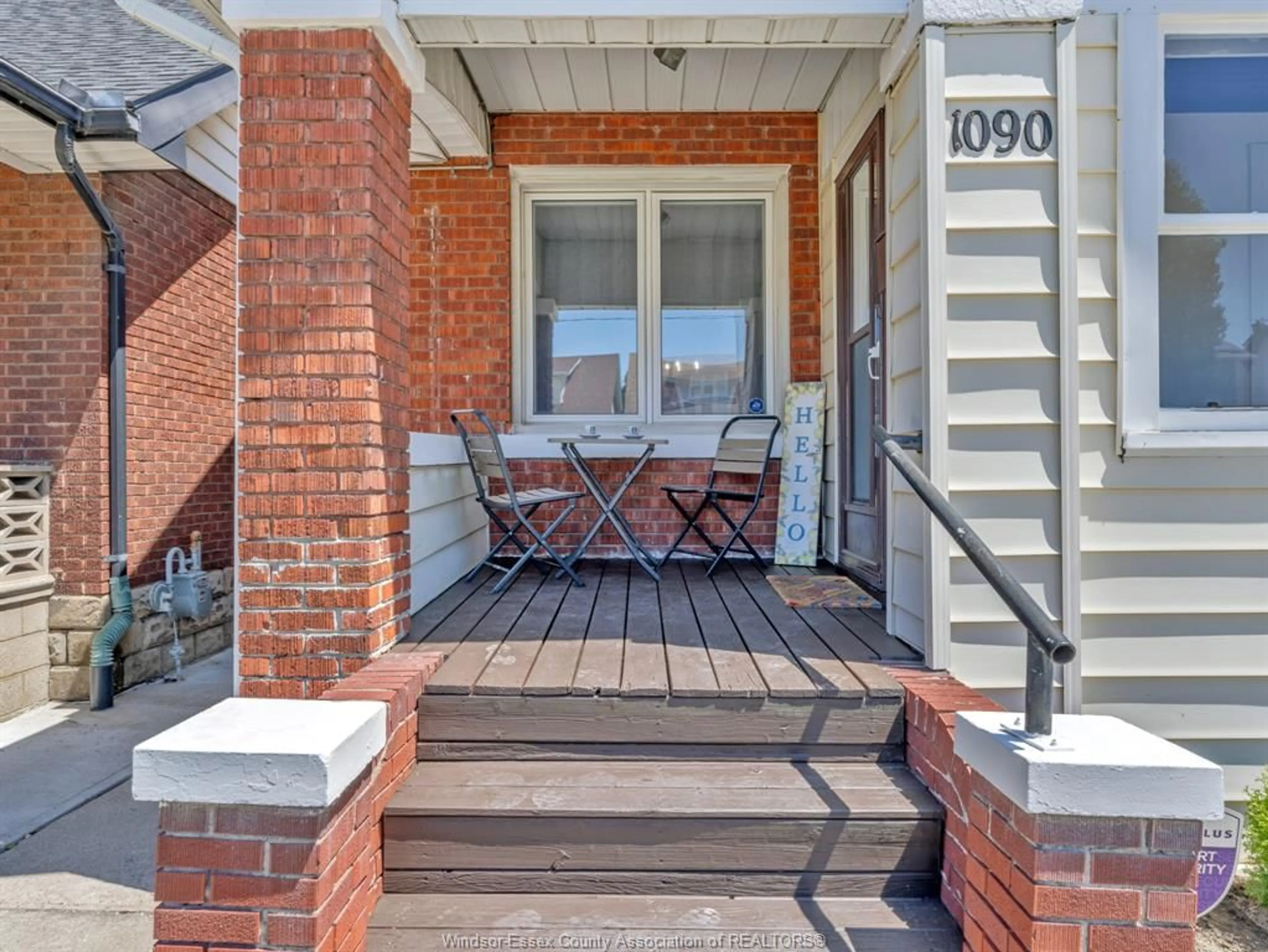 Unknown for 1090 MARENTETTE Ave, Windsor Ontario N9A 2A5