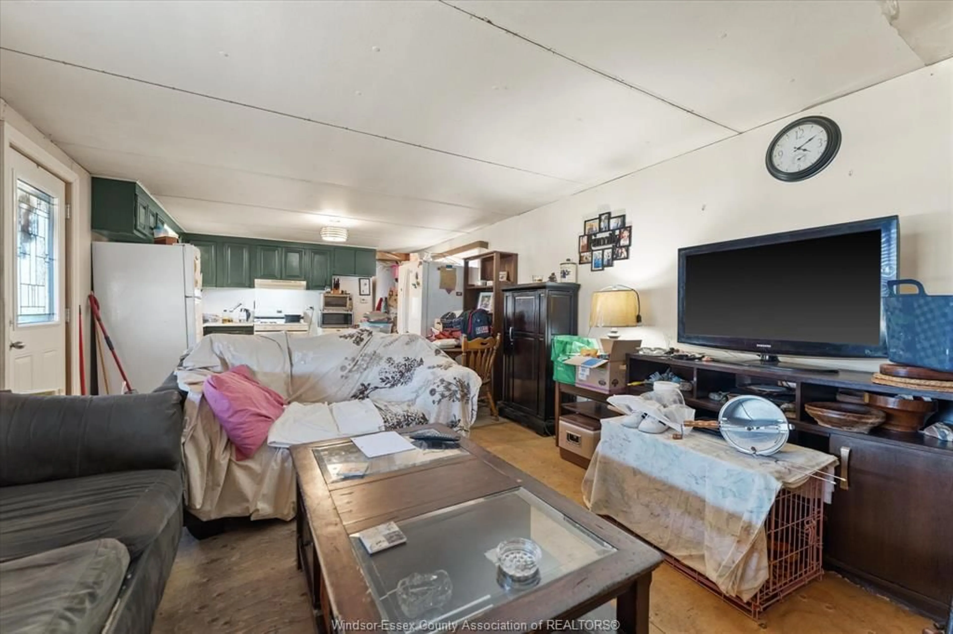 Living room with furniture, unknown for 108 BROOKS, Lakeshore Ontario N8N 2P8